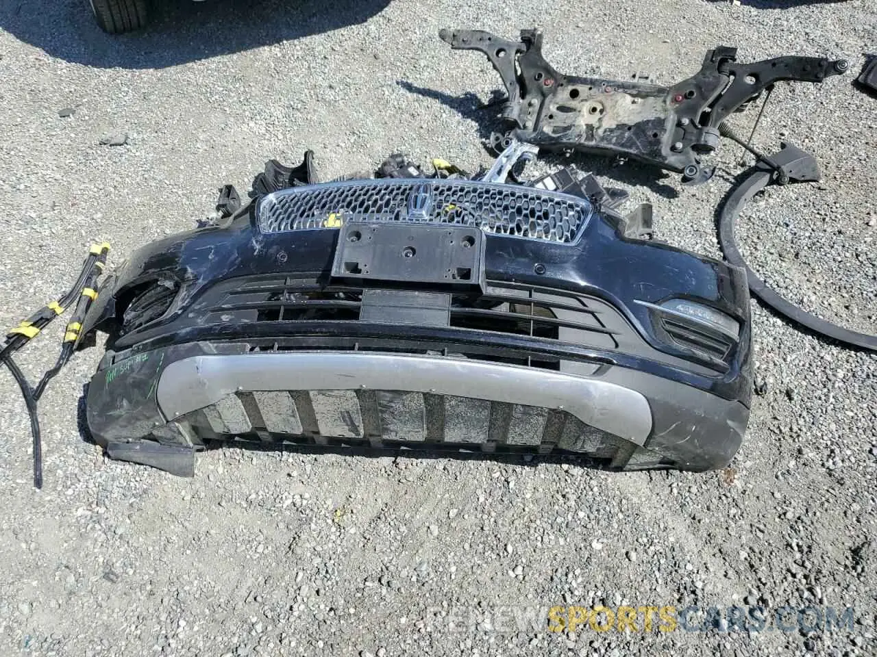 13 Photograph of a damaged car 5LMCJ3C98KUL22377 LINCOLN MKC 2019