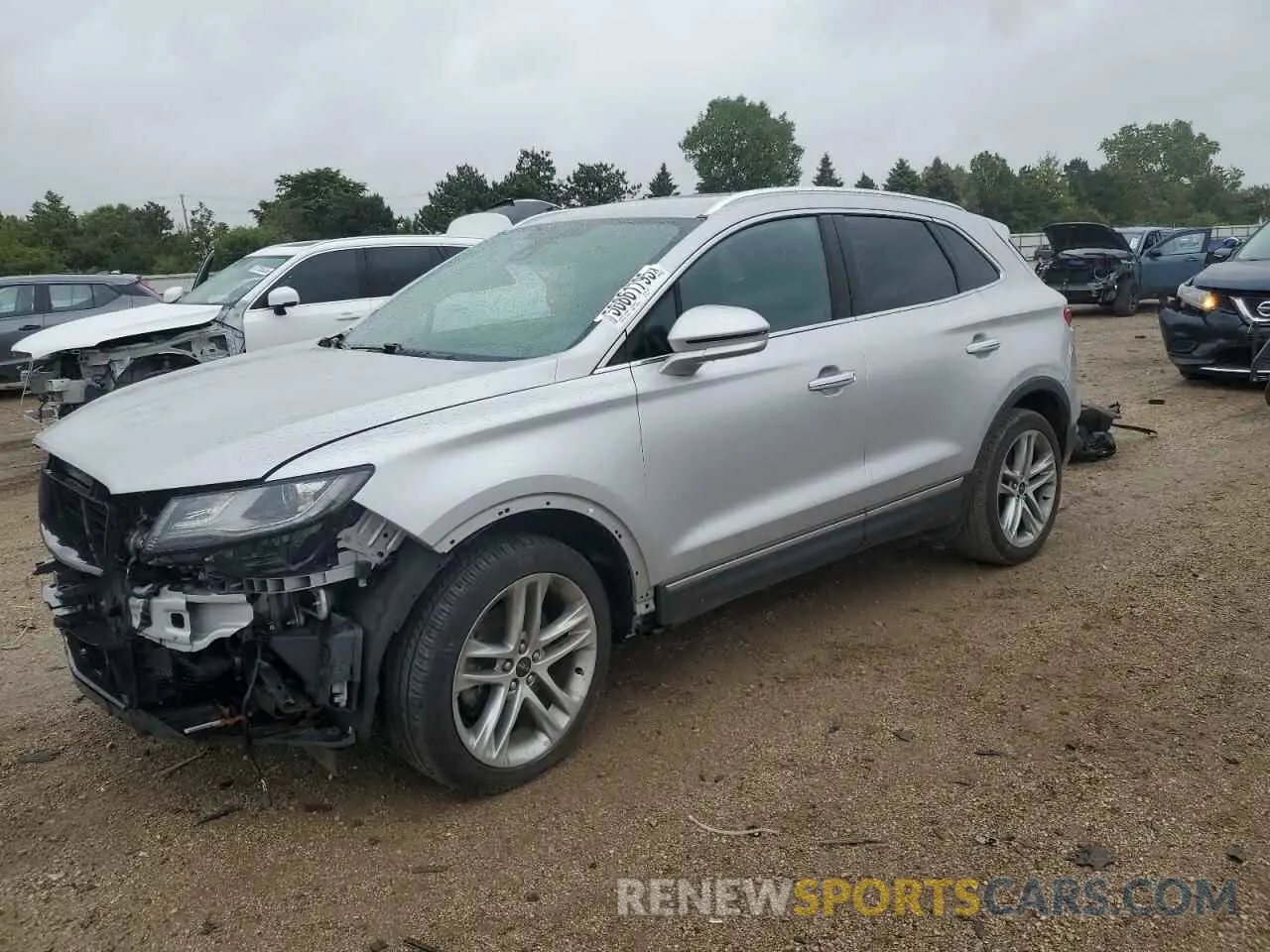 1 Photograph of a damaged car 5LMCJ3D95KUL22724 LINCOLN MKC 2019