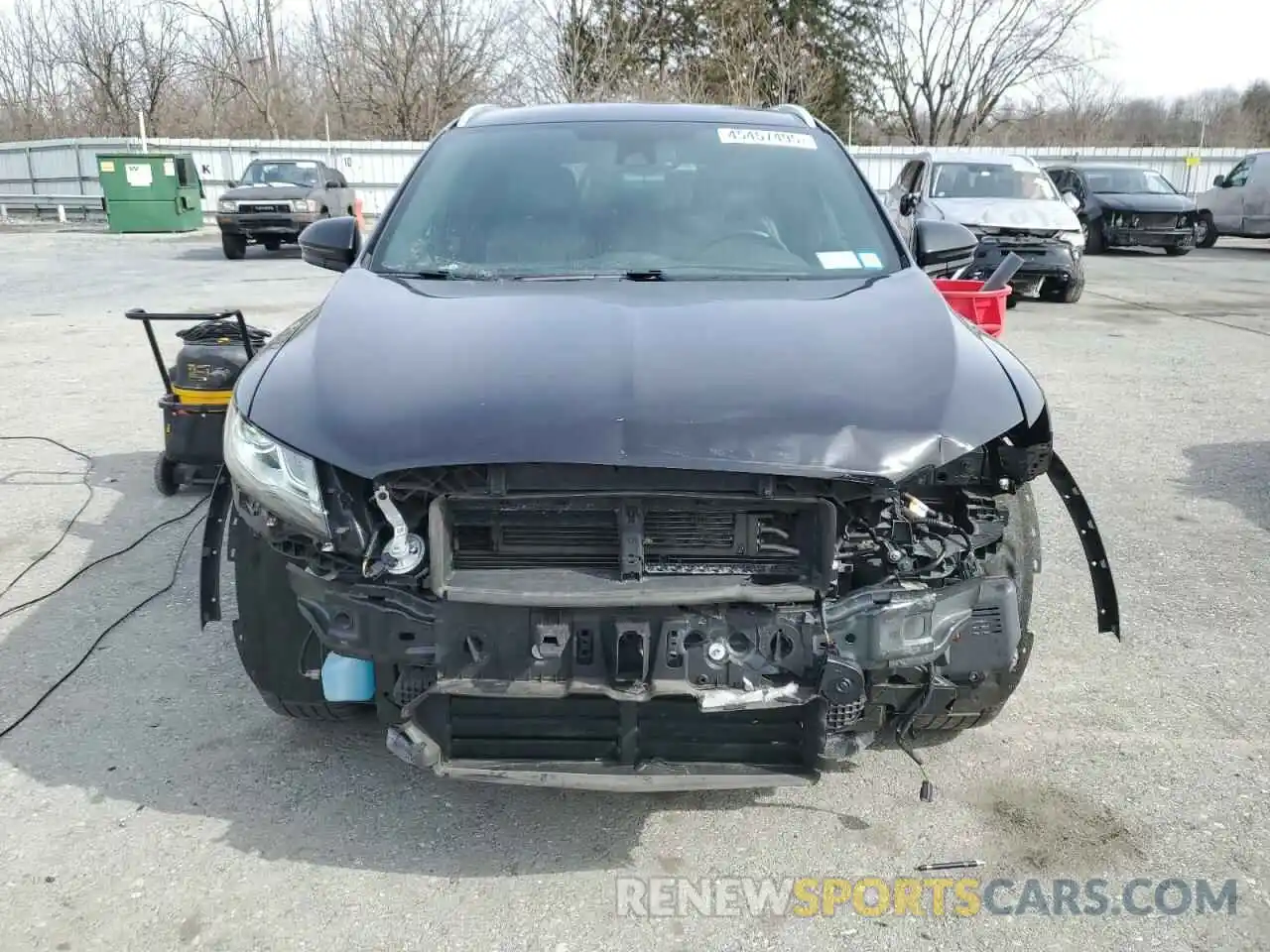 5 Photograph of a damaged car 5LMCJ3D95KUL49891 LINCOLN MKC 2019