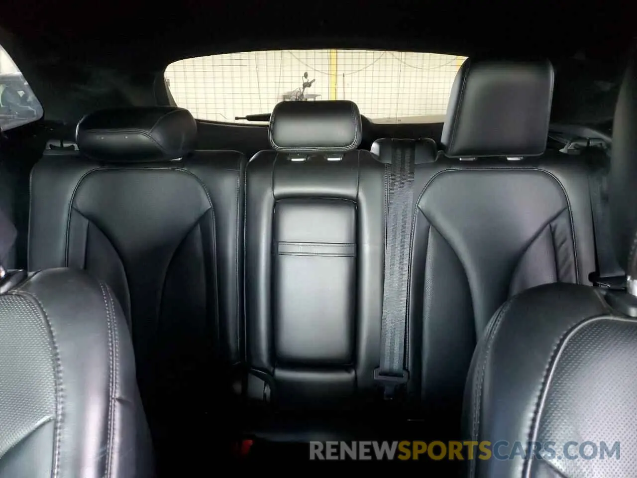 10 Photograph of a damaged car 5LMTJ3DH4KUL37593 LINCOLN MKC 2019