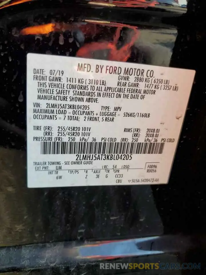 16 Photograph of a damaged car 2LMHJ5AT3KBL04205 LINCOLN MKT 2019