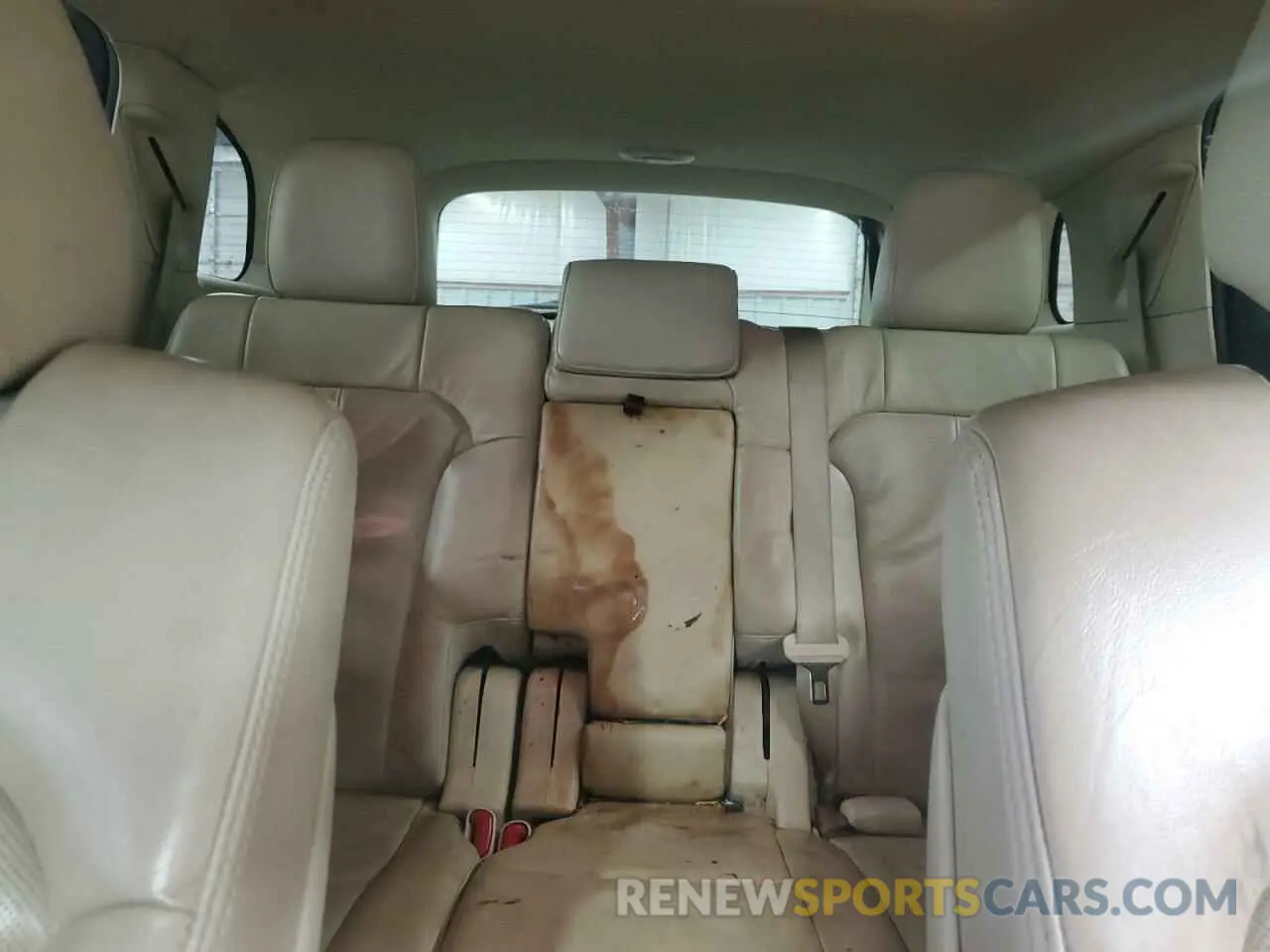 10 Photograph of a damaged car 2LMHJ5AT7KBL02280 LINCOLN MKT 2019