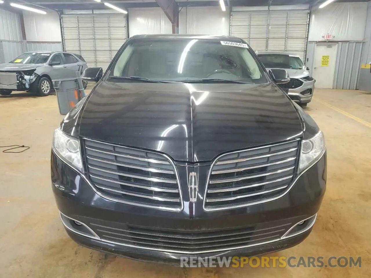 5 Photograph of a damaged car 2LMHJ5AT7KBL02280 LINCOLN MKT 2019