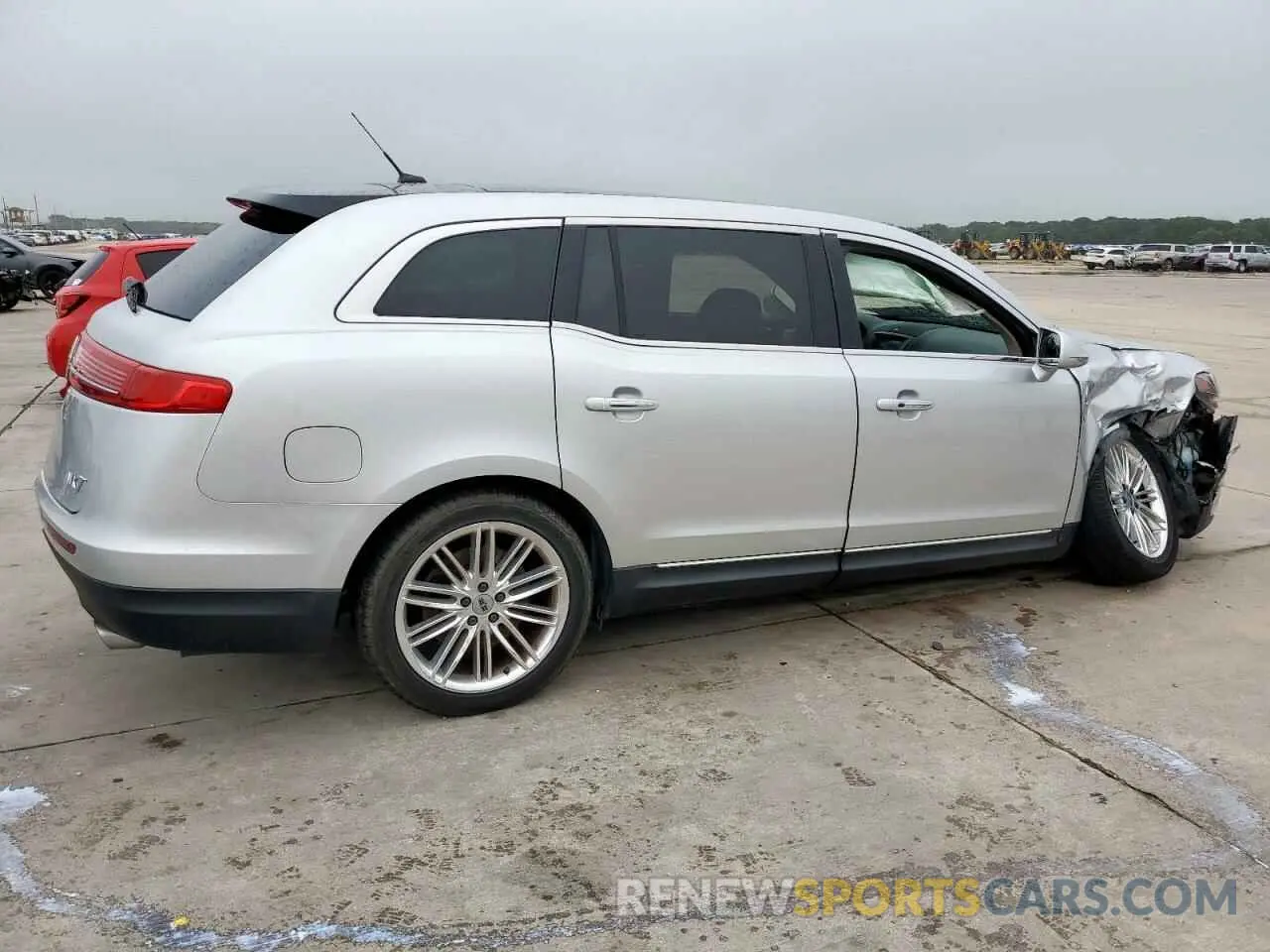 3 Photograph of a damaged car 2LMHJ5AT9KBL02765 LINCOLN MKT 2019