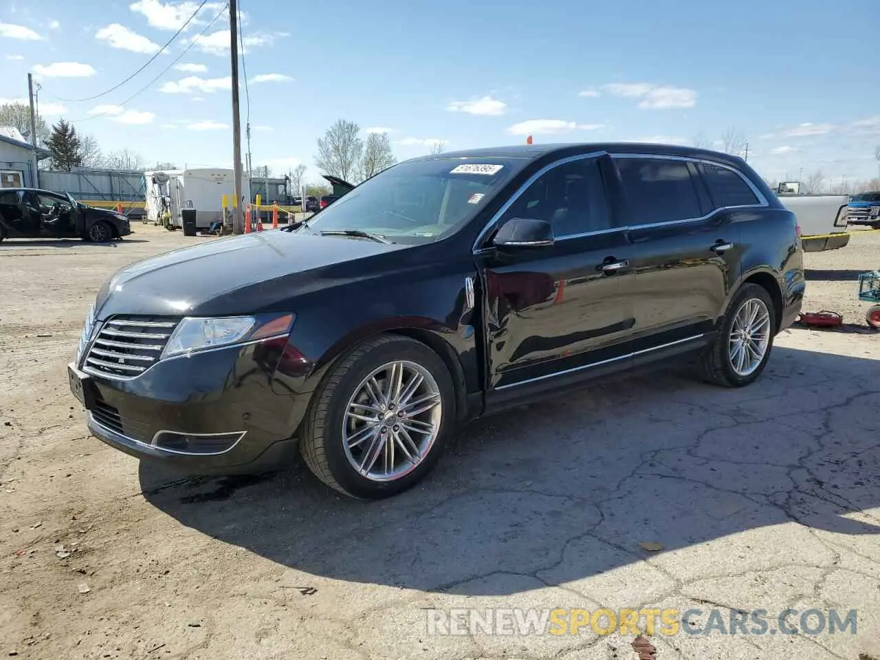 1 Photograph of a damaged car 2LMHJ5ATXKBL01981 LINCOLN MKT 2019