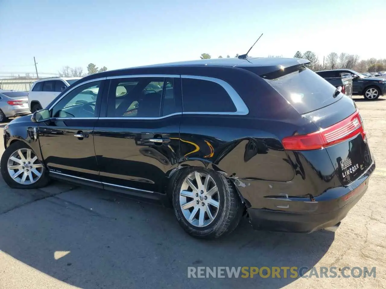 2 Photograph of a damaged car 2LMHJ5NK3KBL04402 LINCOLN MKT 2019