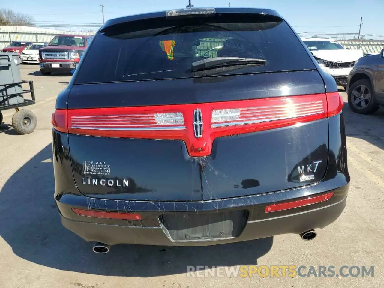6 Photograph of a damaged car 2LMHJ5NK3KBL04402 LINCOLN MKT 2019