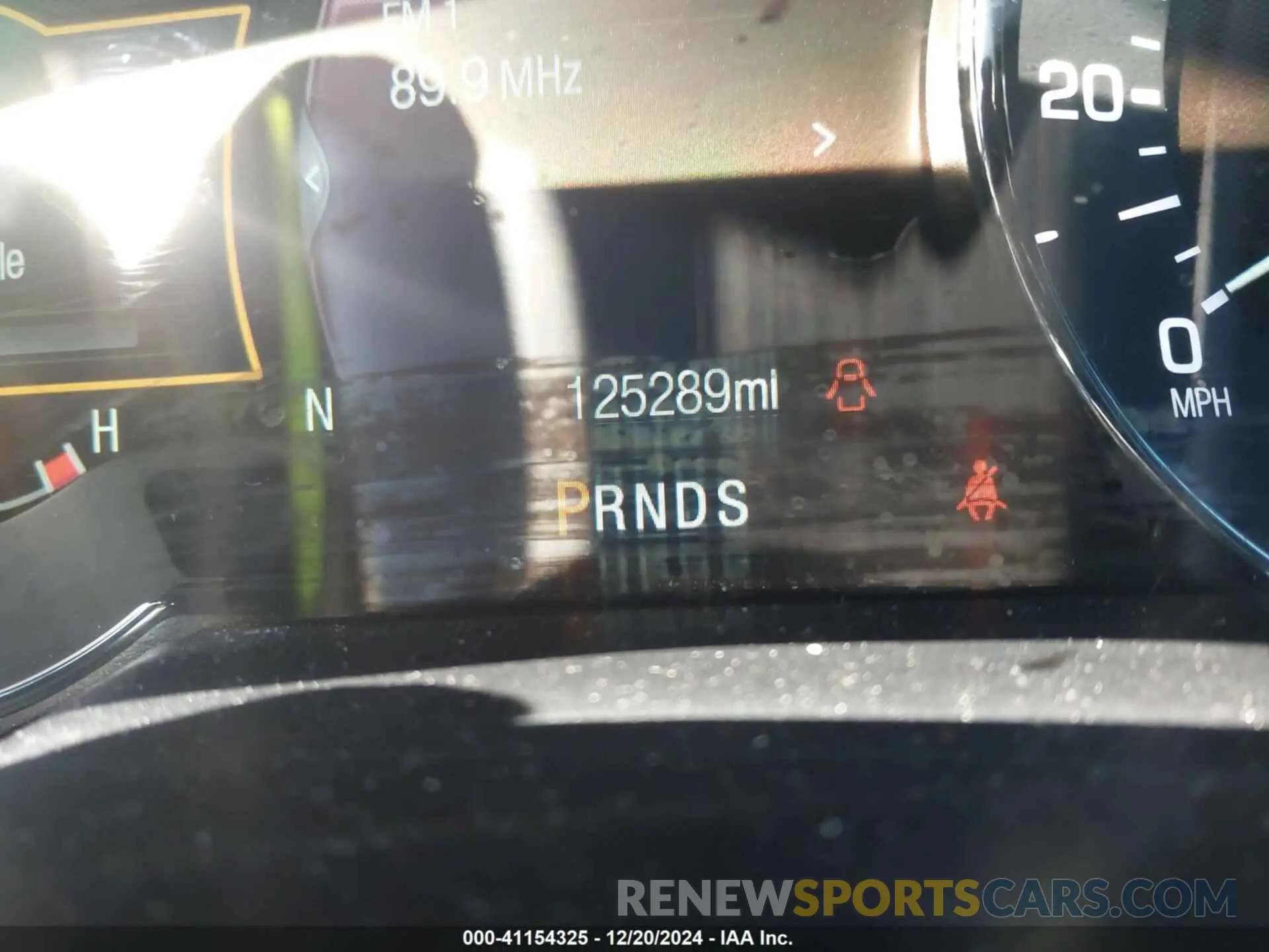 15 Photograph of a damaged car 3LN6L5A91KR618759 LINCOLN MKZ 2019