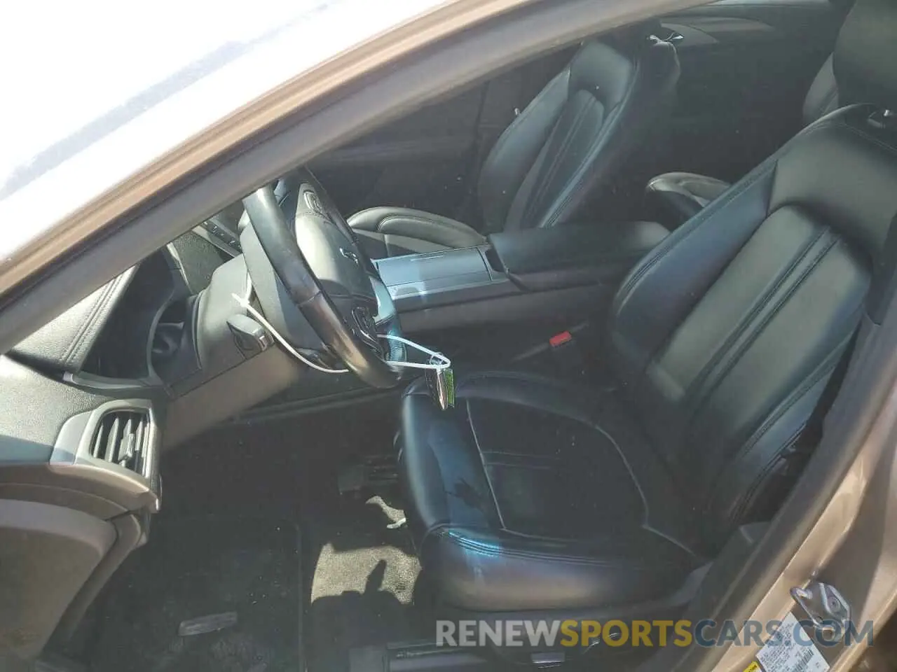 7 Photograph of a damaged car 3LN6L5A95KR602550 LINCOLN MKZ 2019
