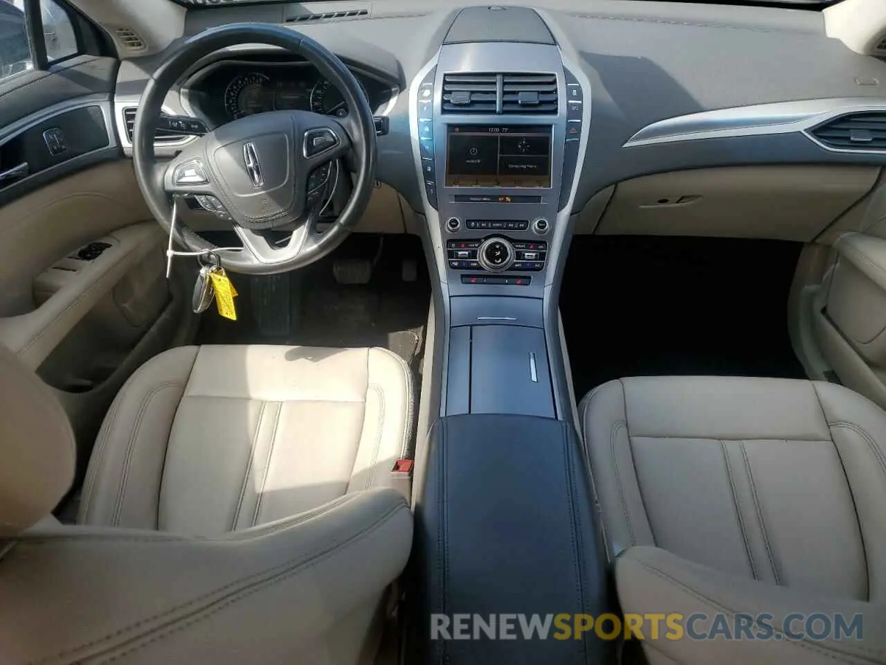 8 Photograph of a damaged car 3LN6L5A95KR627089 LINCOLN MKZ 2019
