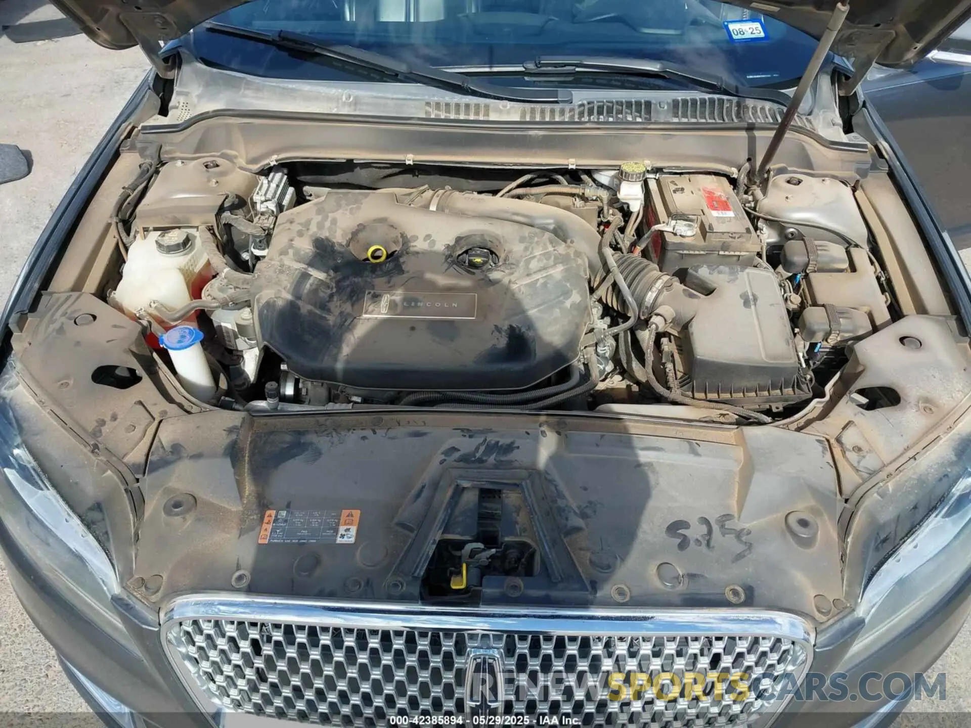 10 Photograph of a damaged car 3LN6L5A96KR602508 LINCOLN MKZ 2019