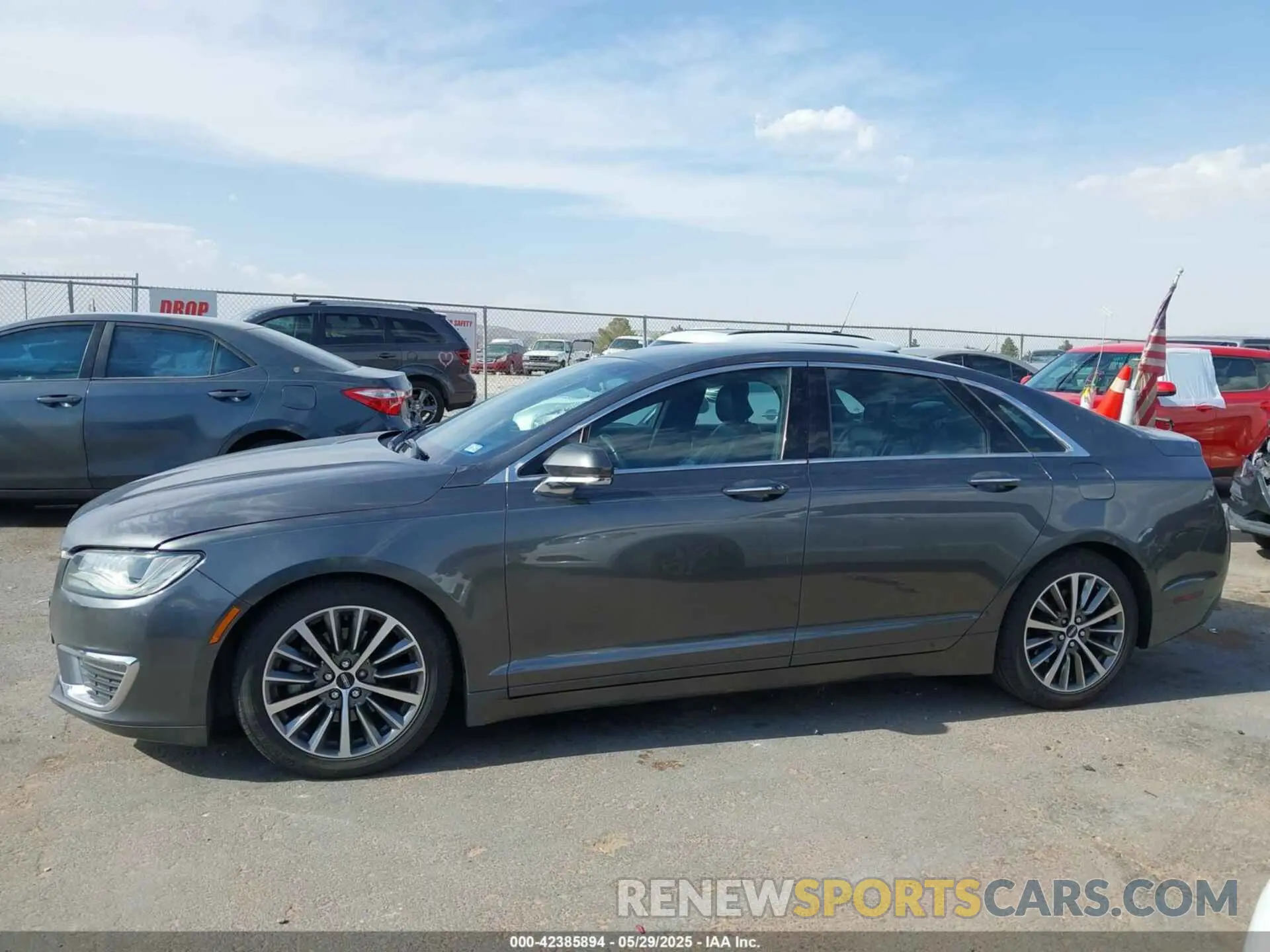 14 Photograph of a damaged car 3LN6L5A96KR602508 LINCOLN MKZ 2019