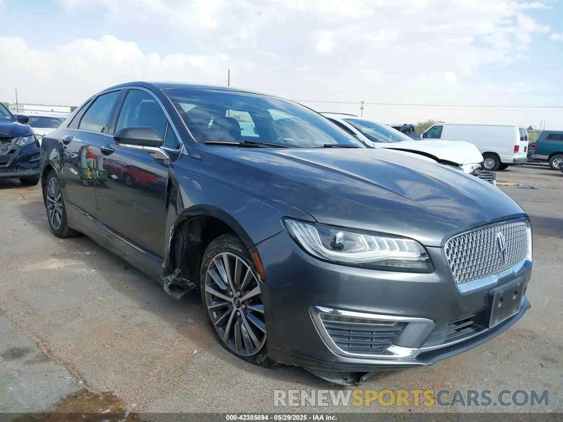6 Photograph of a damaged car 3LN6L5A96KR602508 LINCOLN MKZ 2019