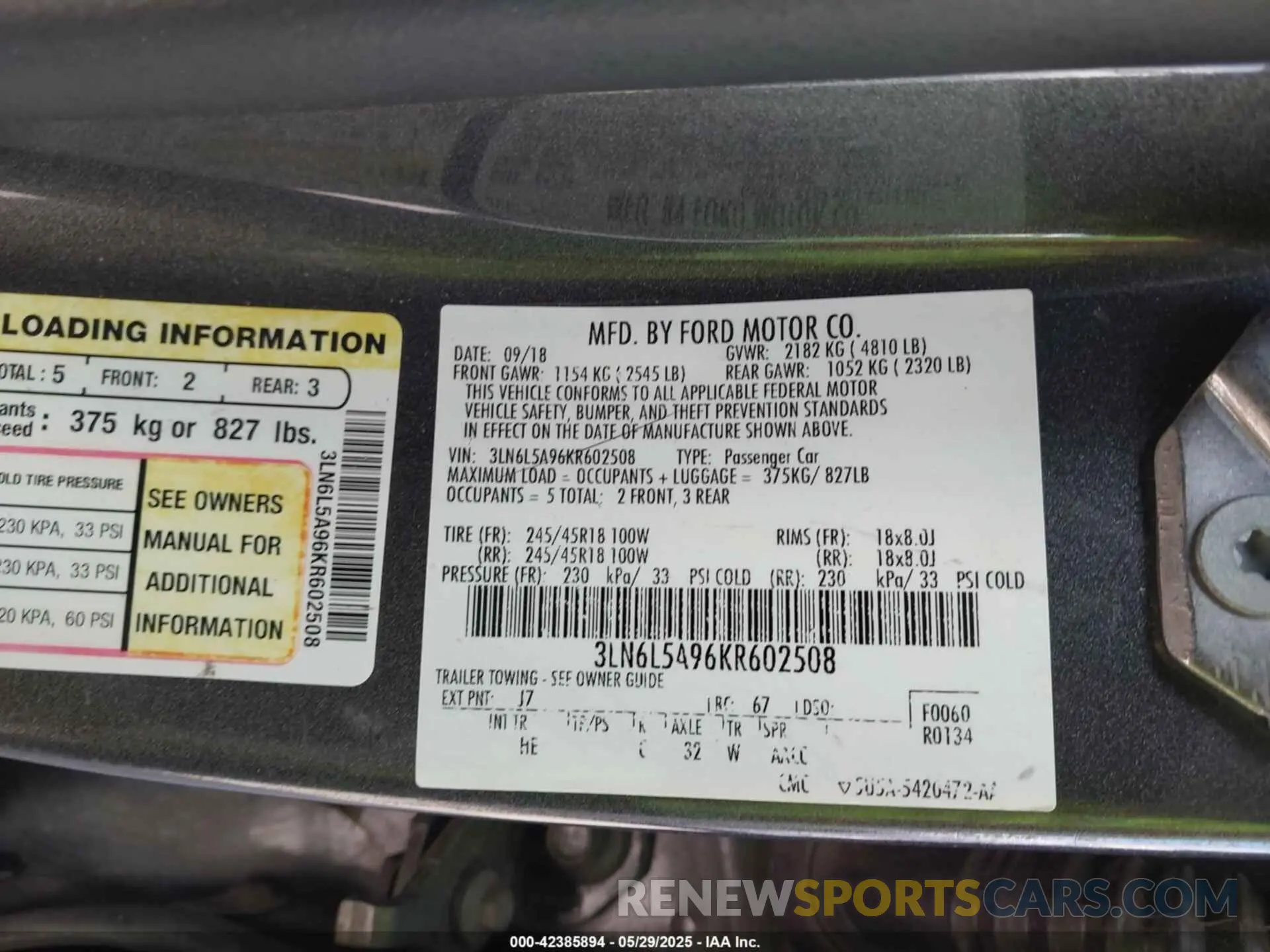 9 Photograph of a damaged car 3LN6L5A96KR602508 LINCOLN MKZ 2019