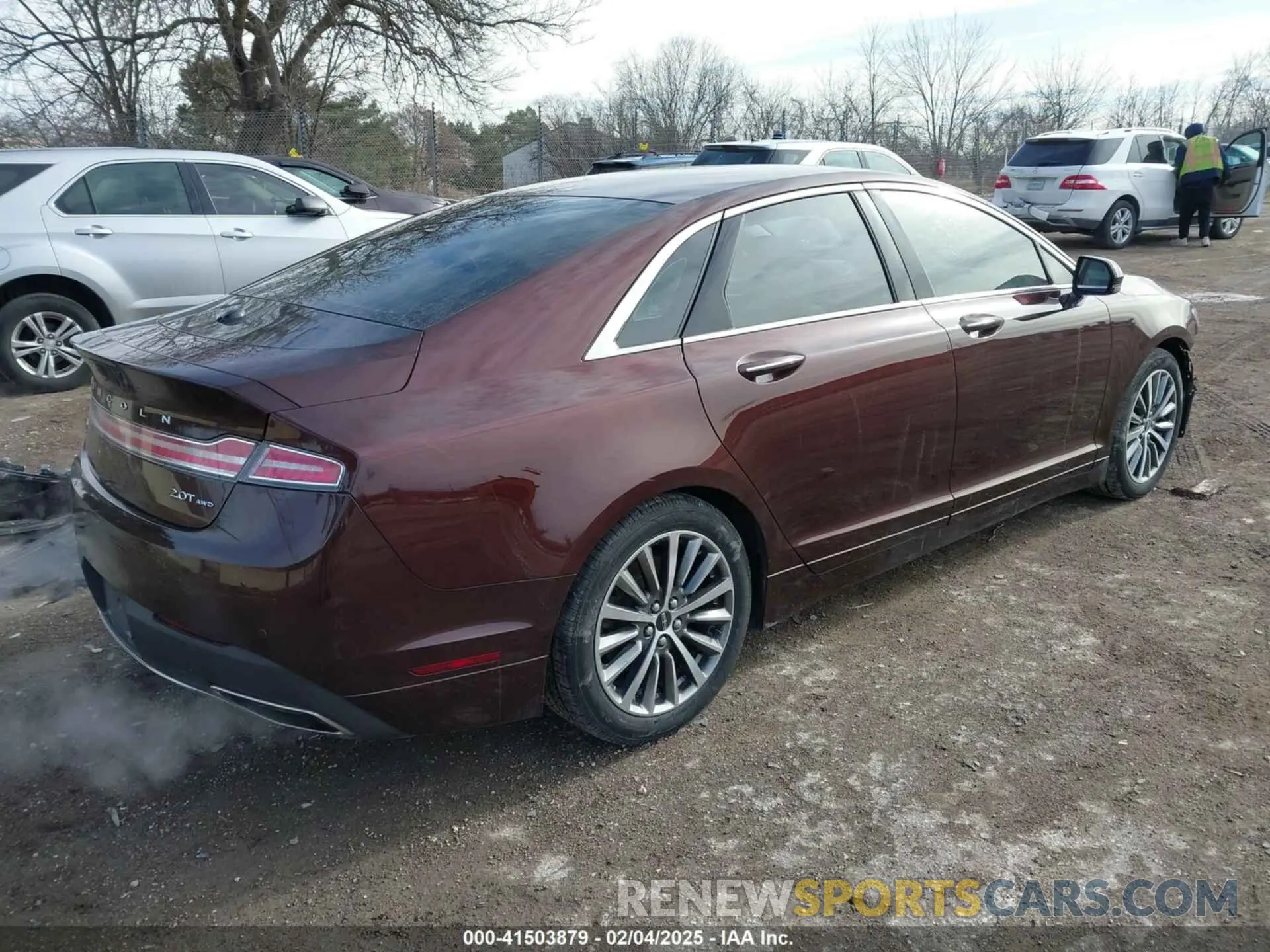 4 Photograph of a damaged car 3LN6L5B95KR605611 LINCOLN MKZ 2019