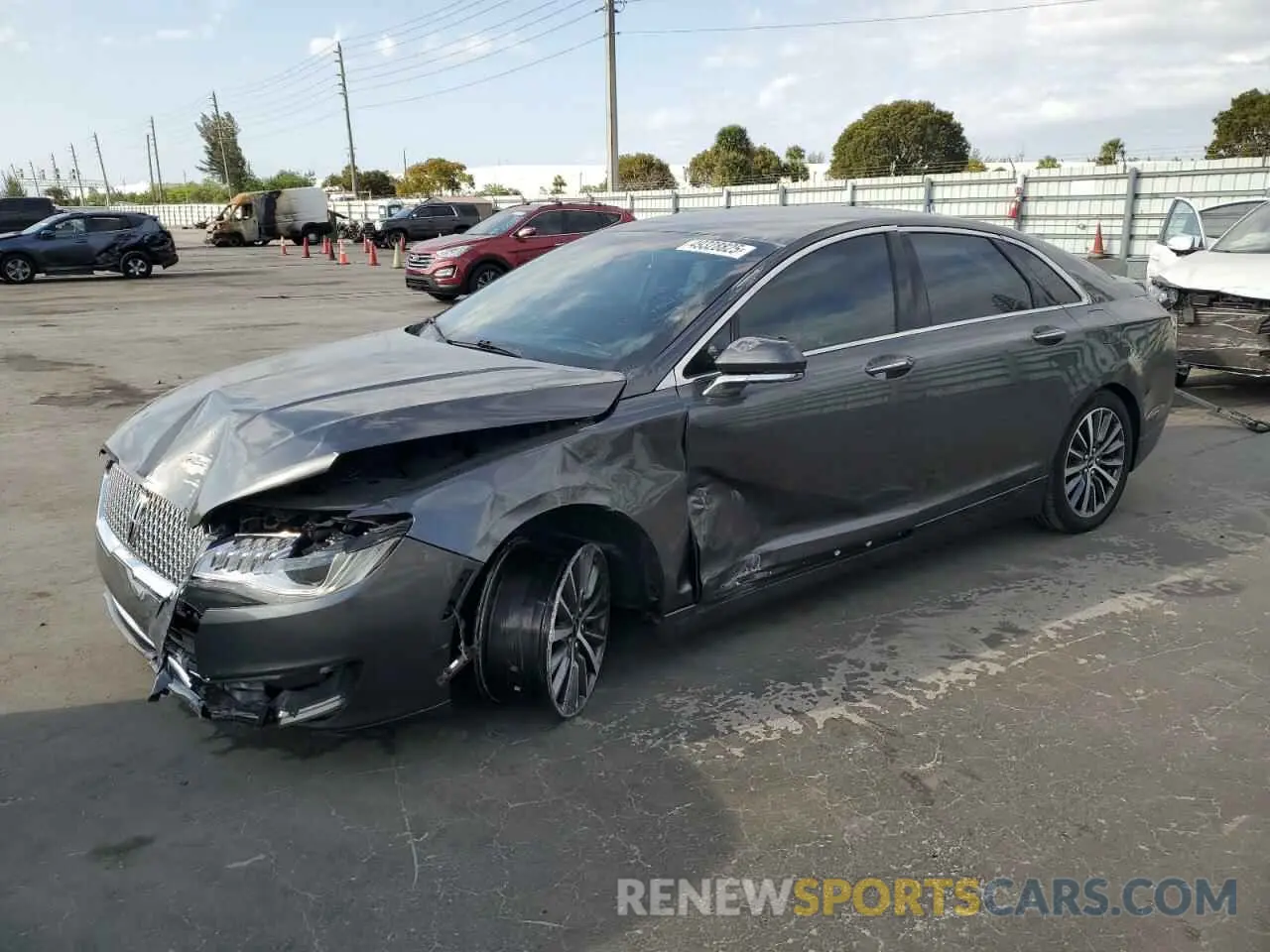 1 Photograph of a damaged car 3LN6L5C93KR628108 LINCOLN MKZ 2019