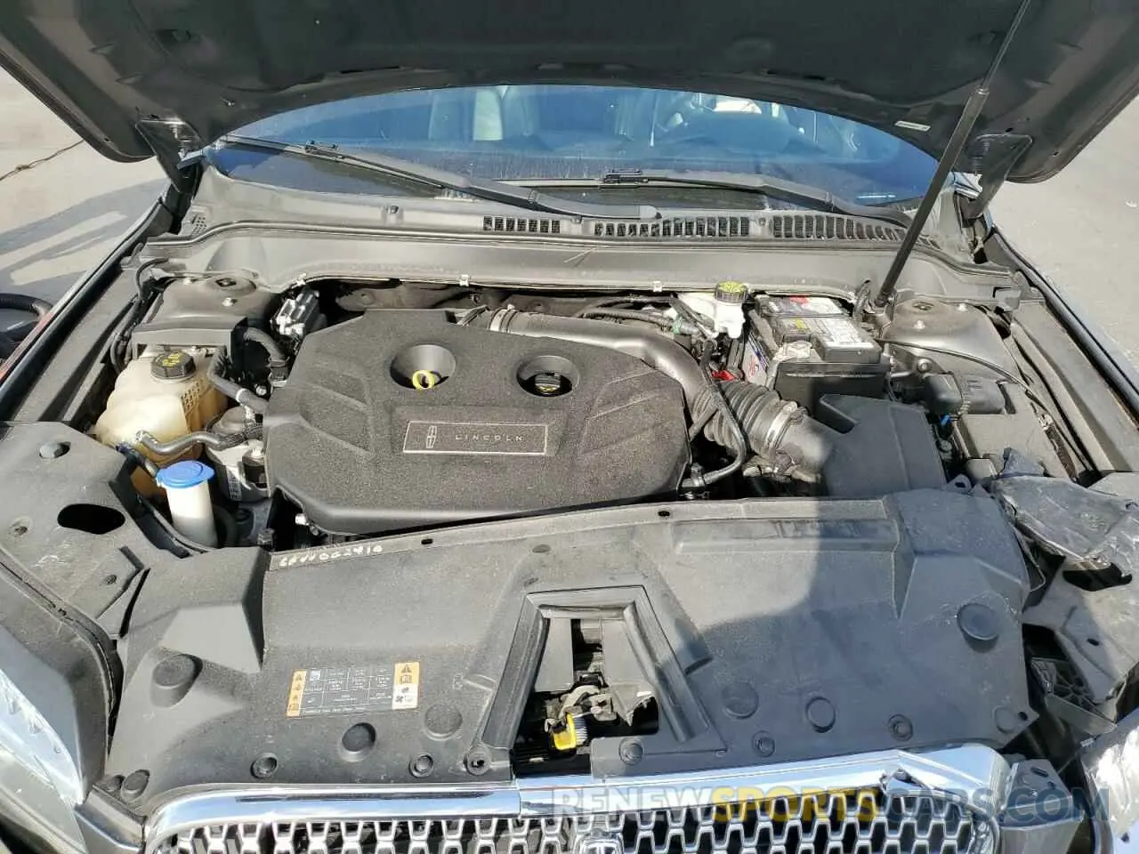 11 Photograph of a damaged car 3LN6L5C93KR628108 LINCOLN MKZ 2019