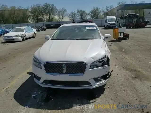 10 Photograph of a damaged car 3LN6L5C94KR632152 LINCOLN MKZ 2019