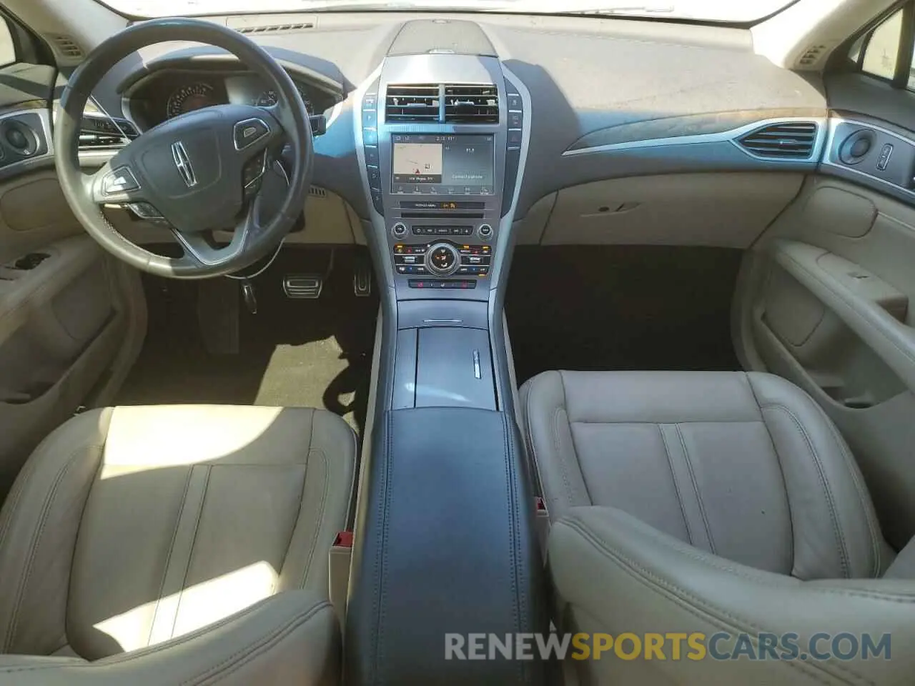 8 Photograph of a damaged car 3LN6L5C94KR632152 LINCOLN MKZ 2019