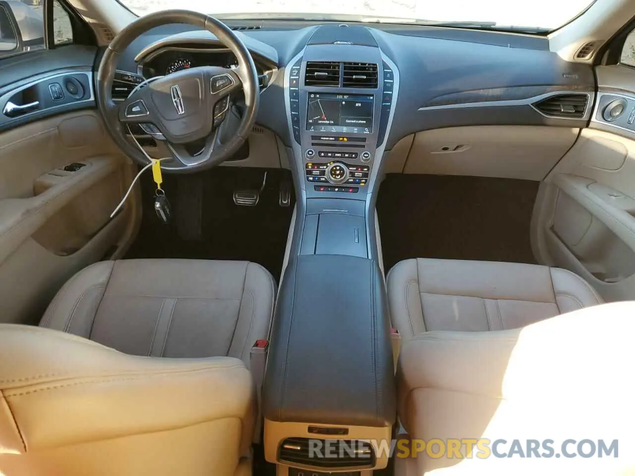 8 Photograph of a damaged car 3LN6L5C95KR602349 LINCOLN MKZ 2019