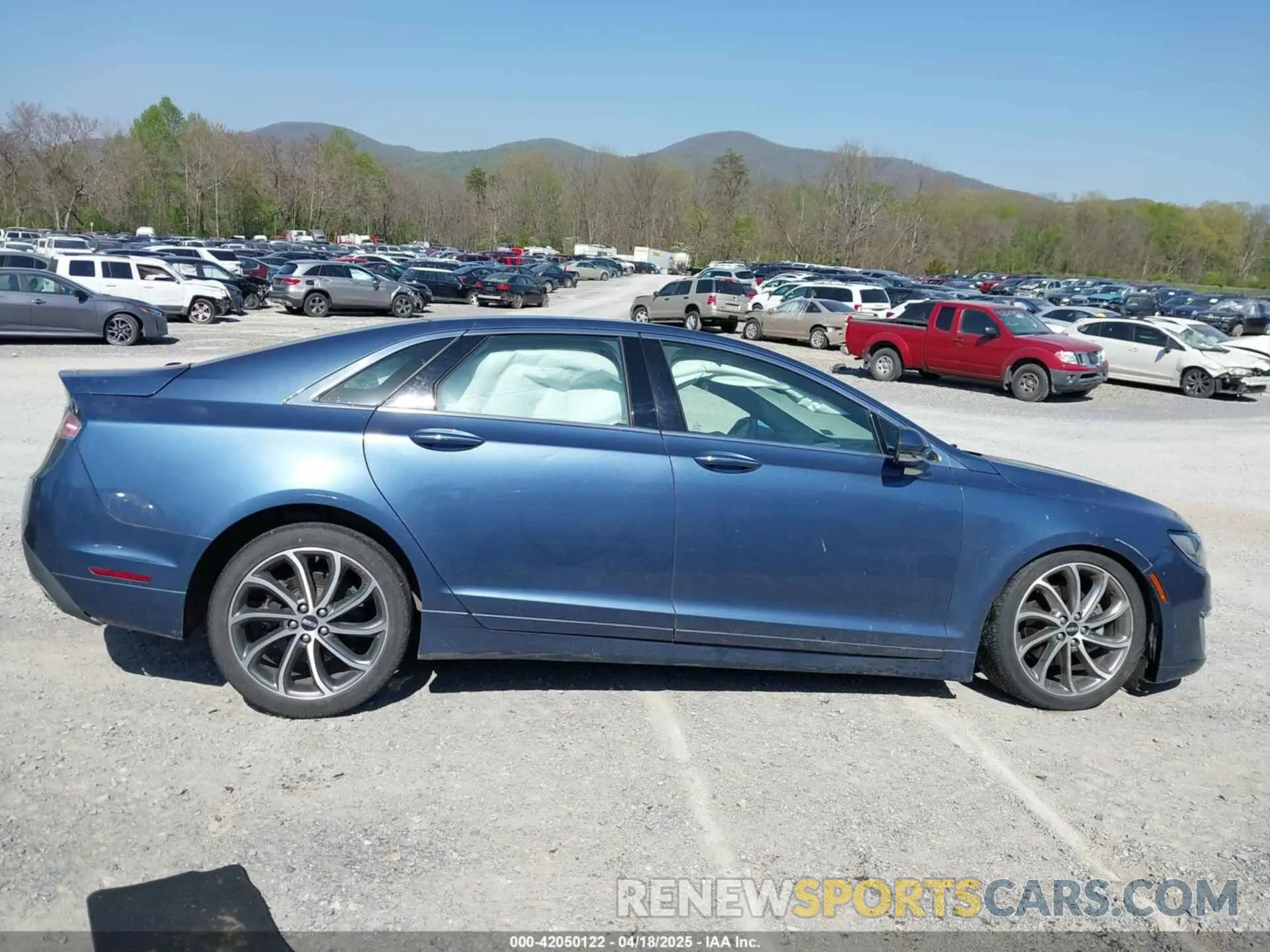 14 Photograph of a damaged car 3LN6L5C96KR609147 LINCOLN MKZ 2019