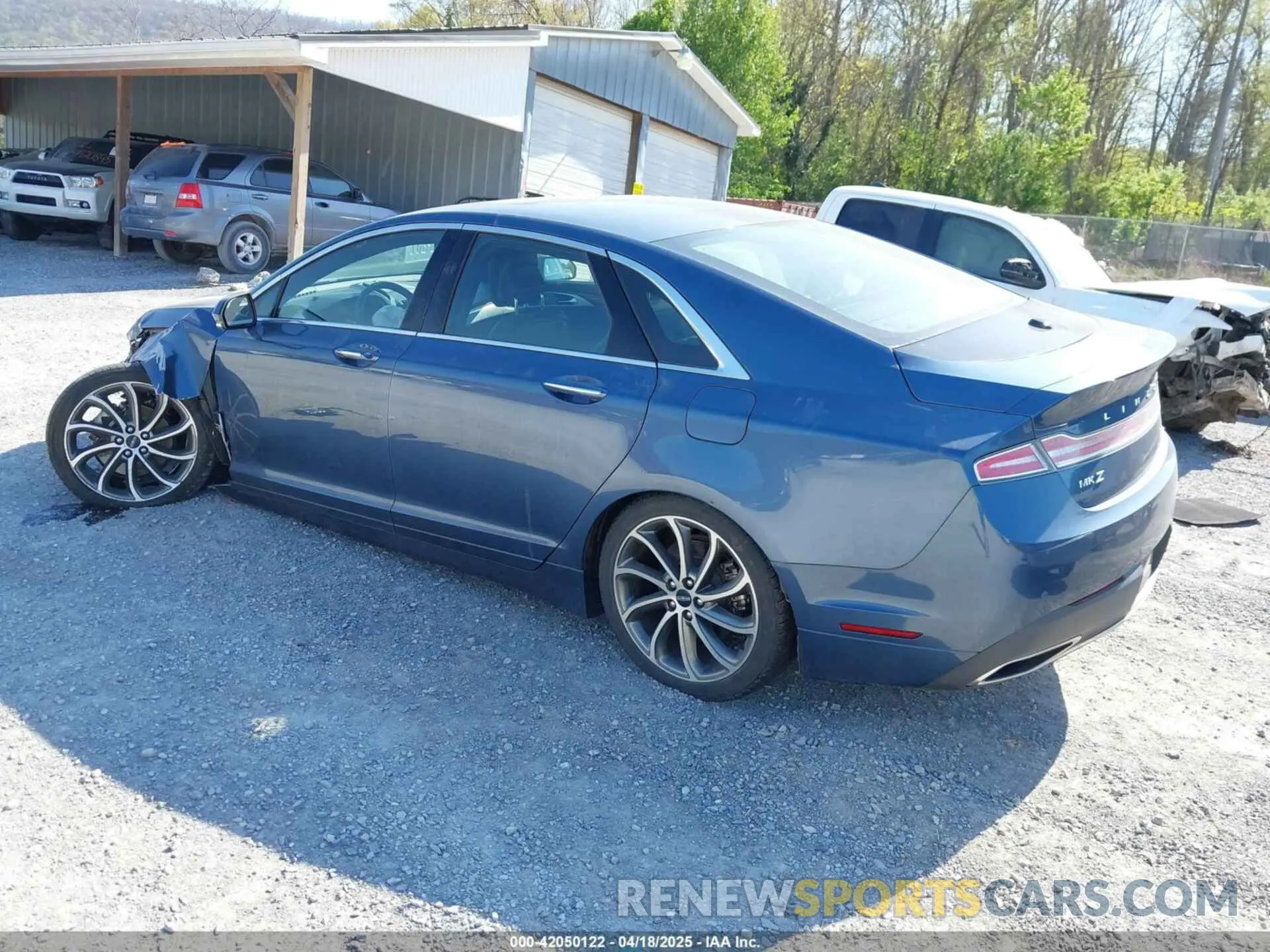 3 Photograph of a damaged car 3LN6L5C96KR609147 LINCOLN MKZ 2019