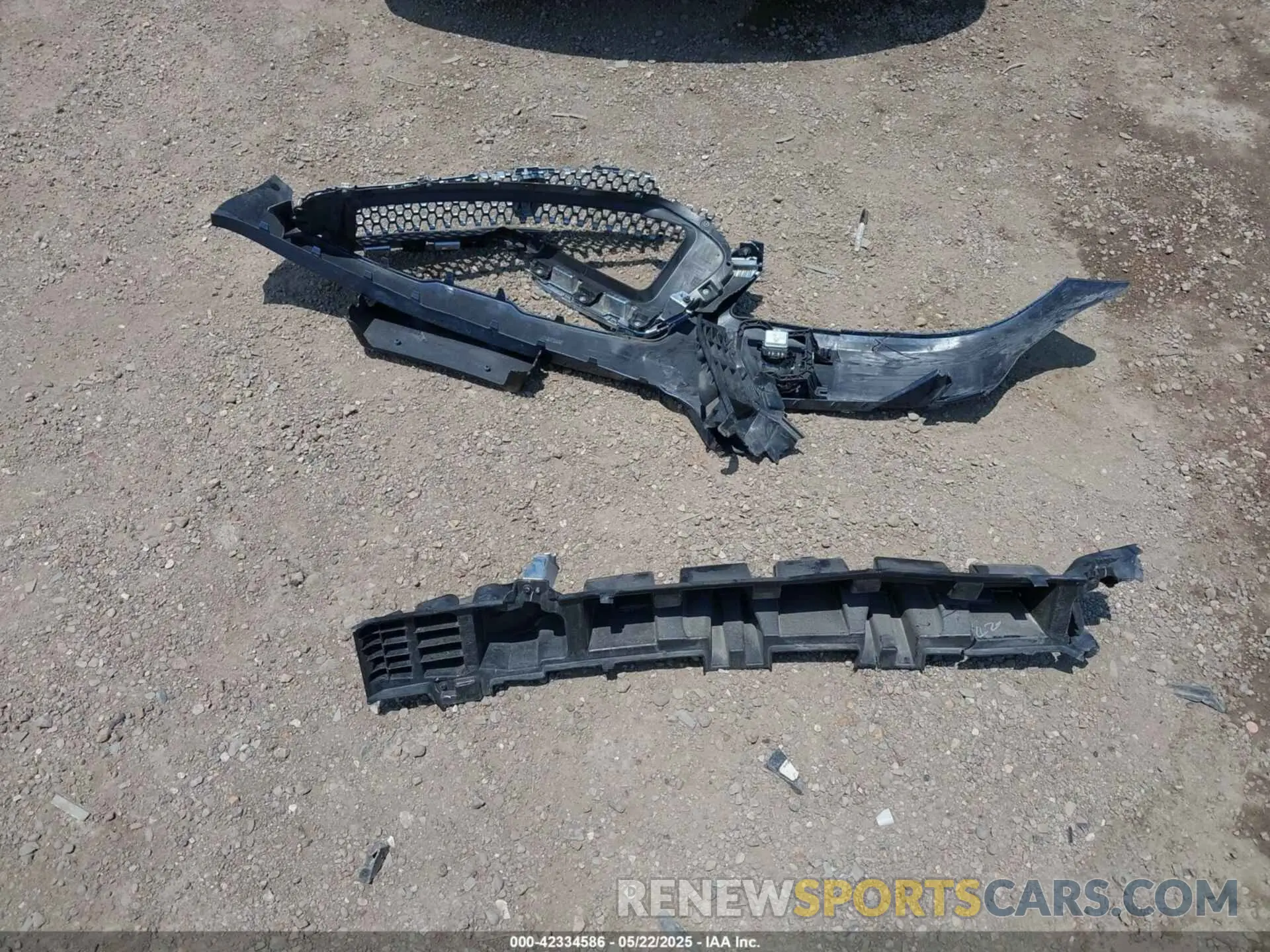 12 Photograph of a damaged car 3LN6L5C99KR601818 LINCOLN MKZ 2019