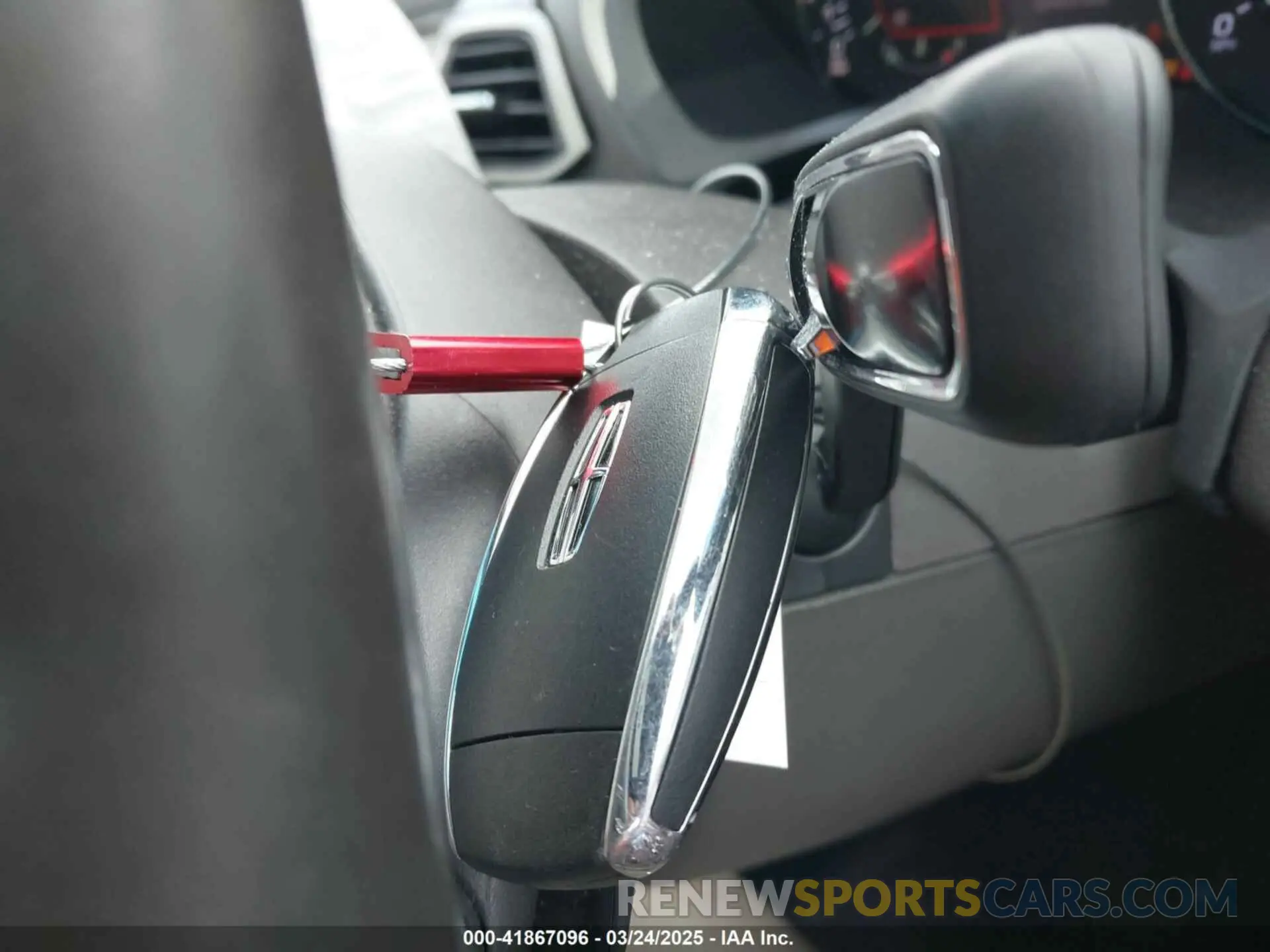 11 Photograph of a damaged car 3LN6L5C9XKR632687 LINCOLN MKZ 2019