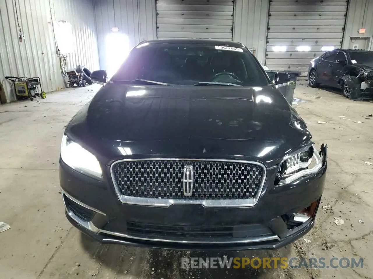 5 Photograph of a damaged car 3LN6L5D90KR628310 LINCOLN MKZ 2019