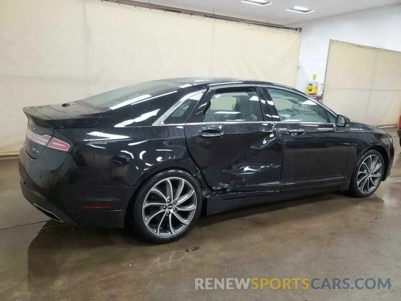 3 Photograph of a damaged car 3LN6L5D93KR625160 LINCOLN MKZ 2019