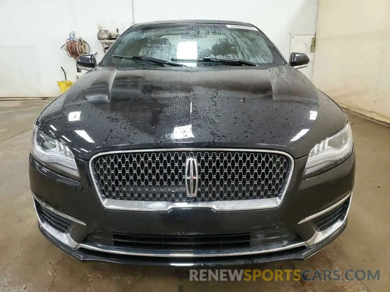 5 Photograph of a damaged car 3LN6L5D93KR625160 LINCOLN MKZ 2019