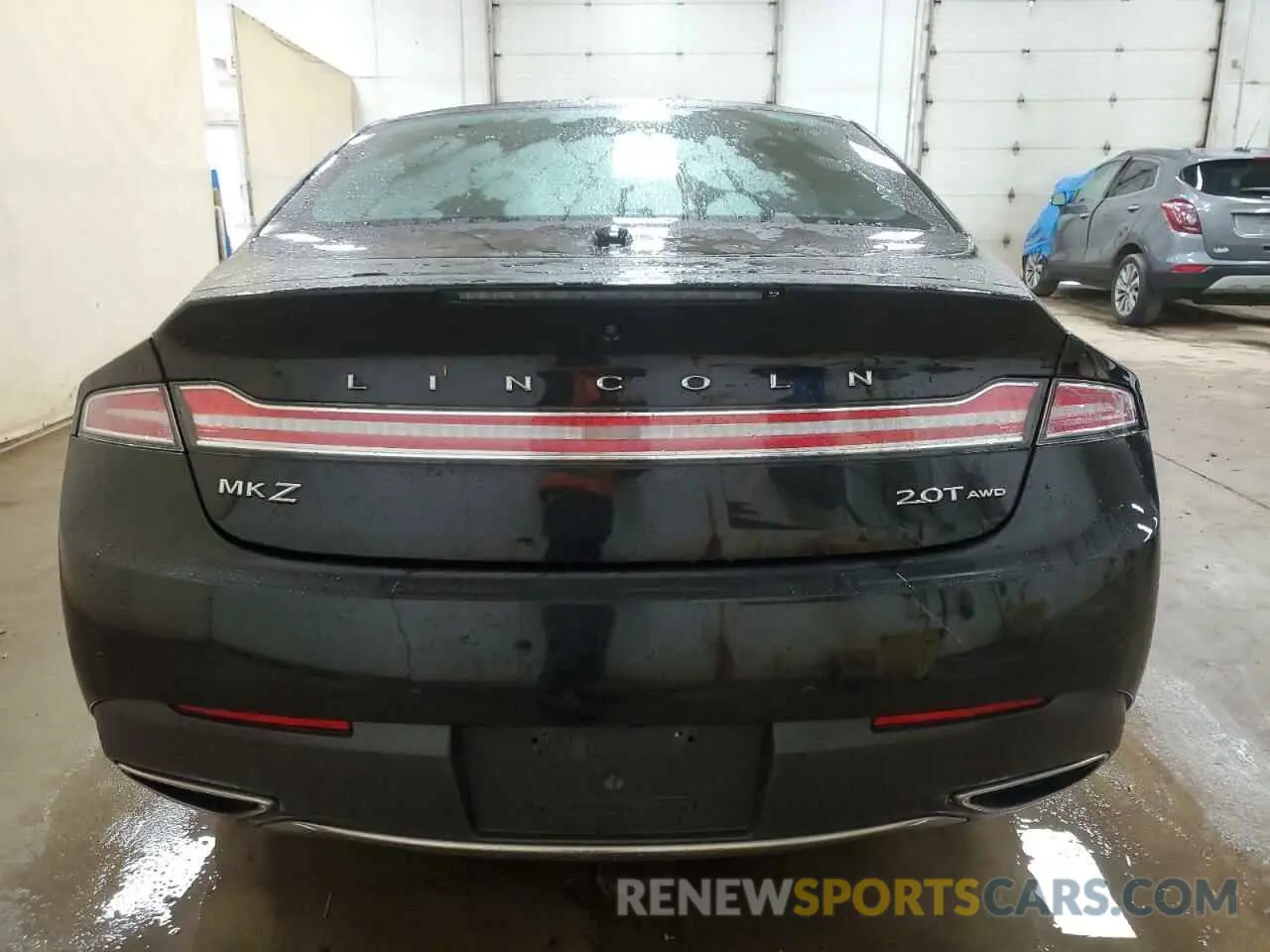 6 Photograph of a damaged car 3LN6L5D93KR625160 LINCOLN MKZ 2019