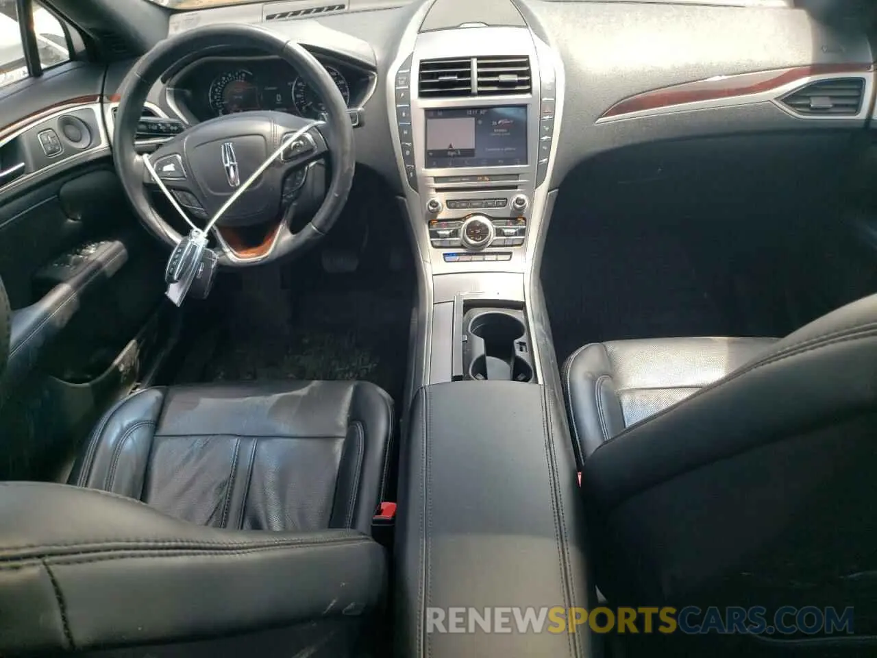 8 Photograph of a damaged car 3LN6L5E90KR611554 LINCOLN MKZ 2019