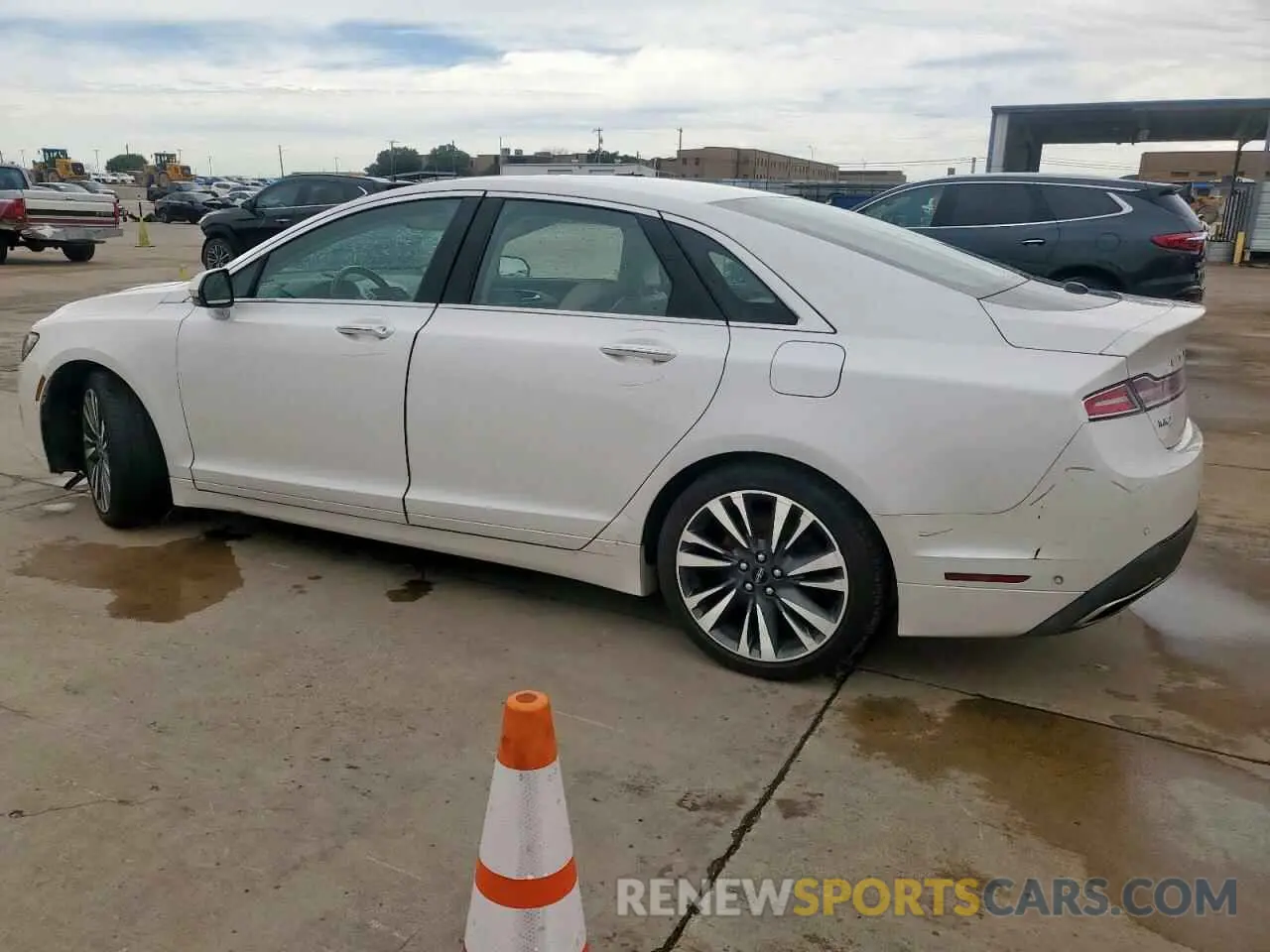 2 Photograph of a damaged car 3LN6L5E91KR607836 LINCOLN MKZ 2019