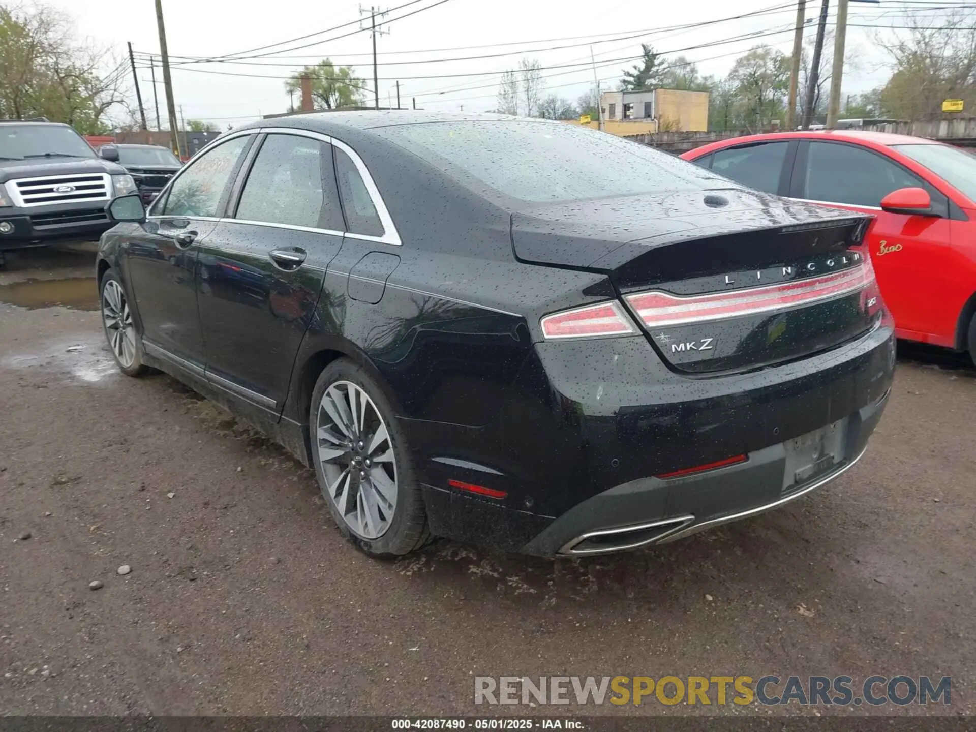 3 Photograph of a damaged car 3LN6L5E93KR602153 LINCOLN MKZ 2019