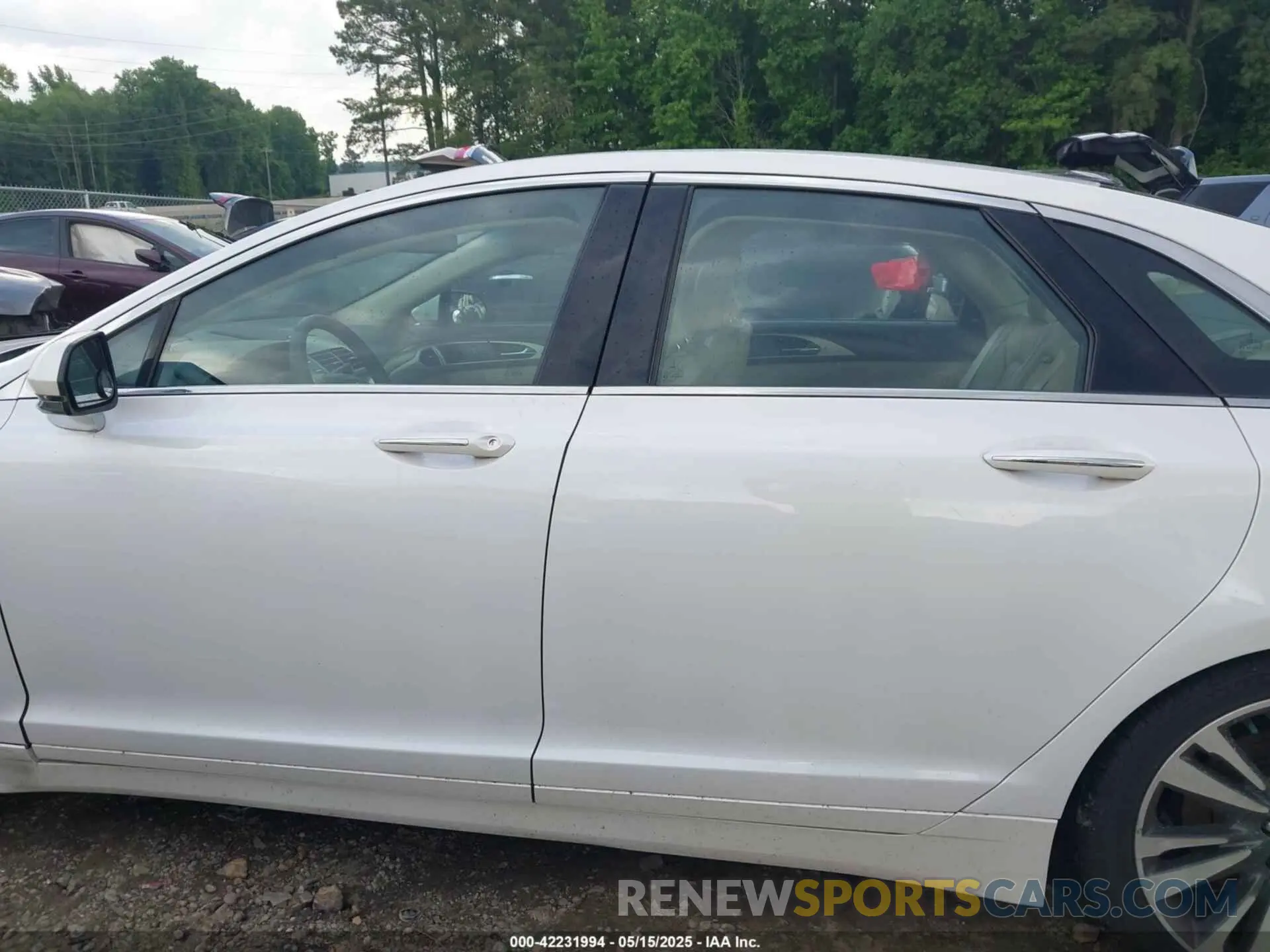 14 Photograph of a damaged car 3LN6L5E94KR607412 LINCOLN MKZ 2019