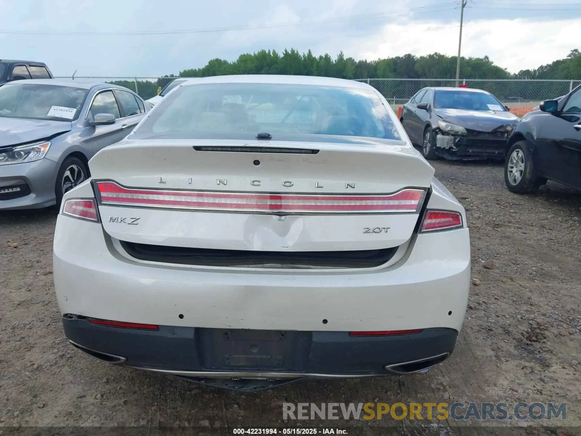 16 Photograph of a damaged car 3LN6L5E94KR607412 LINCOLN MKZ 2019
