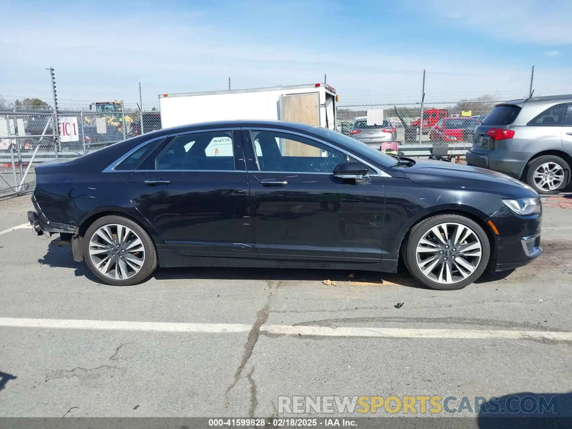 14 Photograph of a damaged car 3LN6L5E94KR610634 LINCOLN MKZ 2019