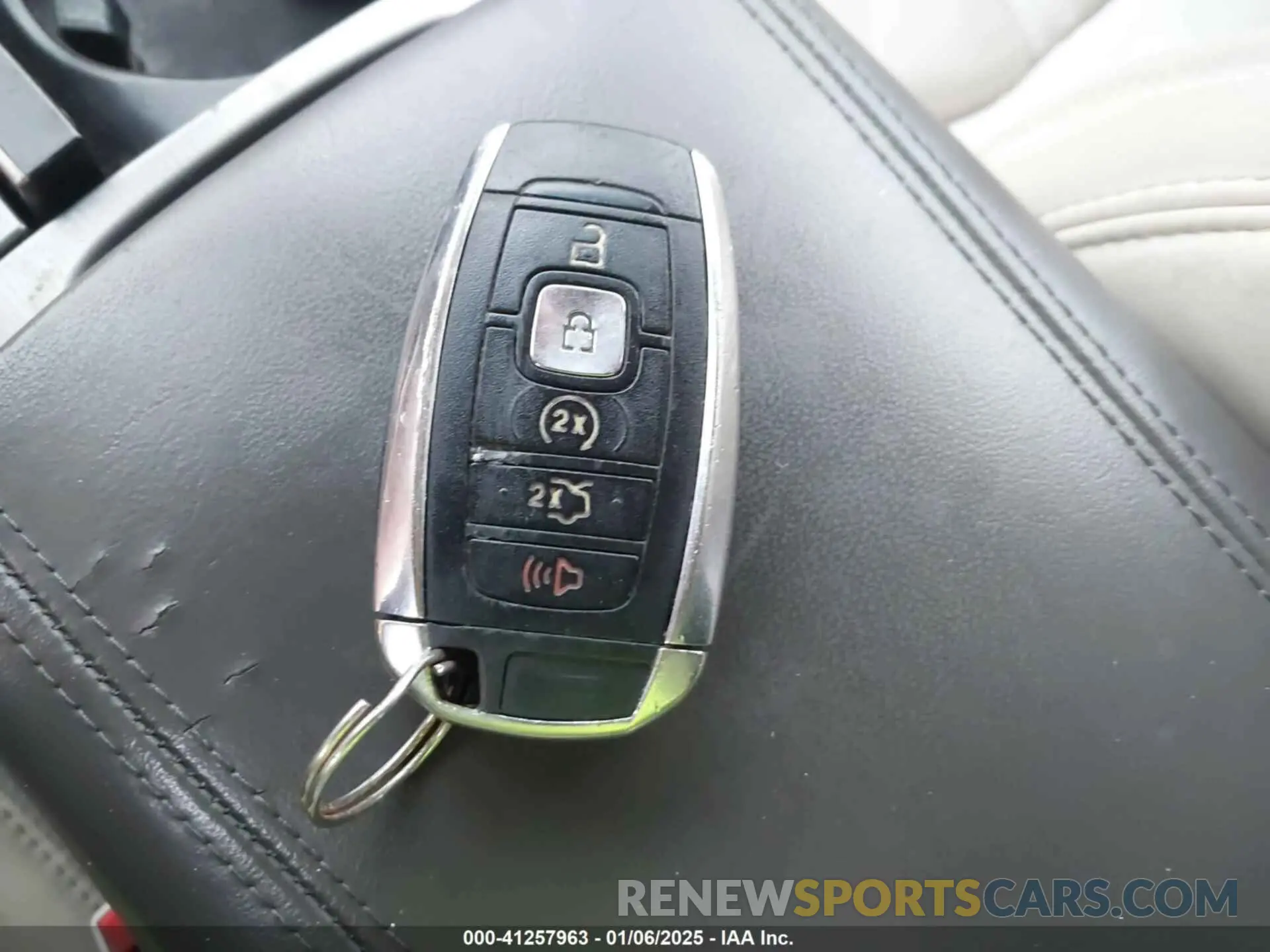 11 Photograph of a damaged car 3LN6L5E97KR604908 LINCOLN MKZ 2019
