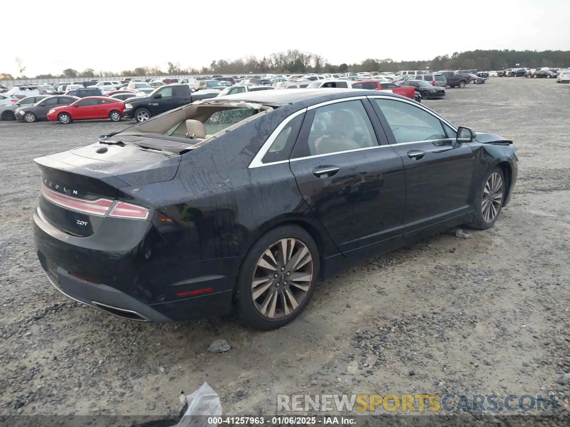 4 Photograph of a damaged car 3LN6L5E97KR604908 LINCOLN MKZ 2019