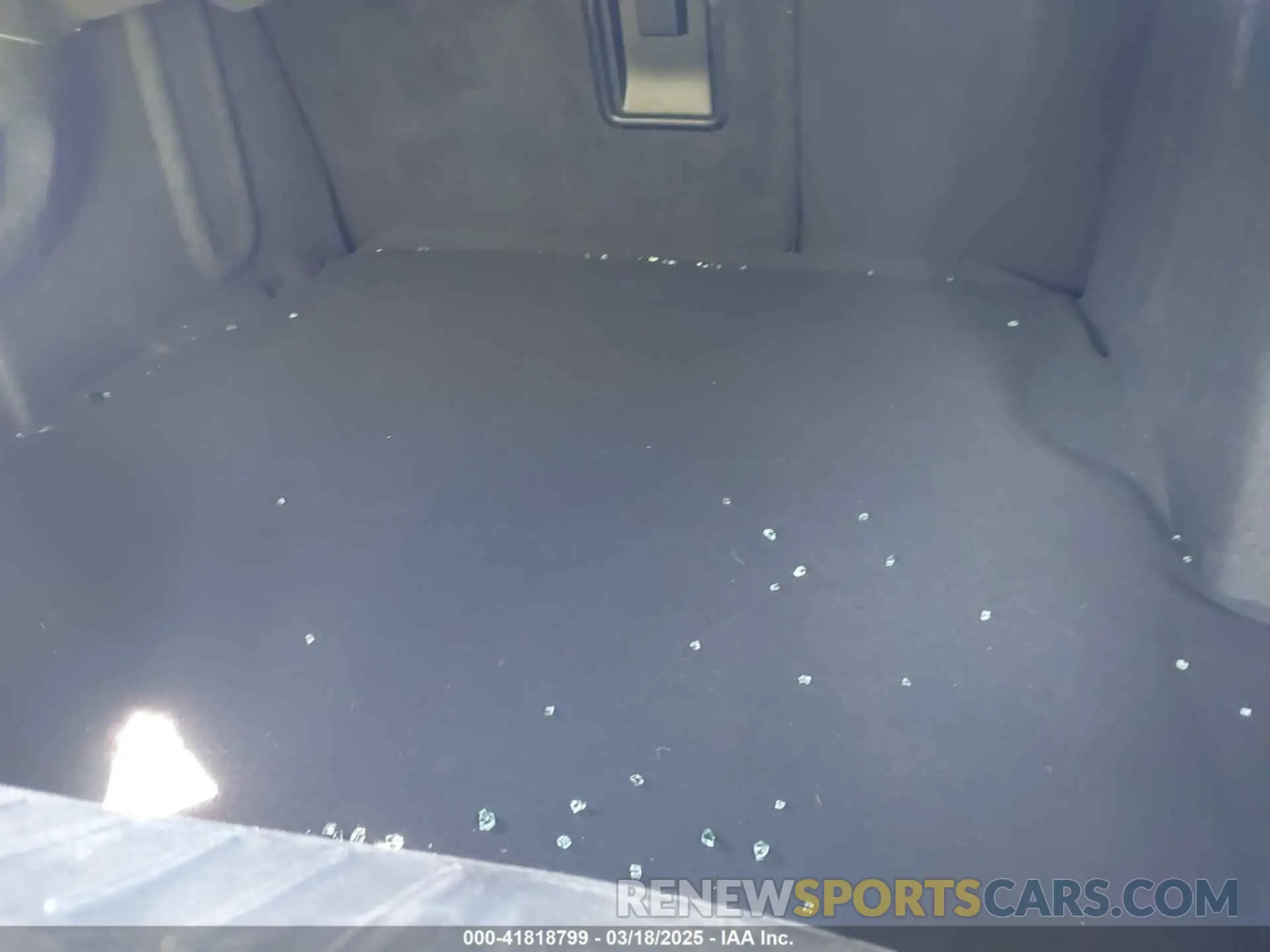 12 Photograph of a damaged car 3LN6L5E97KR605301 LINCOLN MKZ 2019