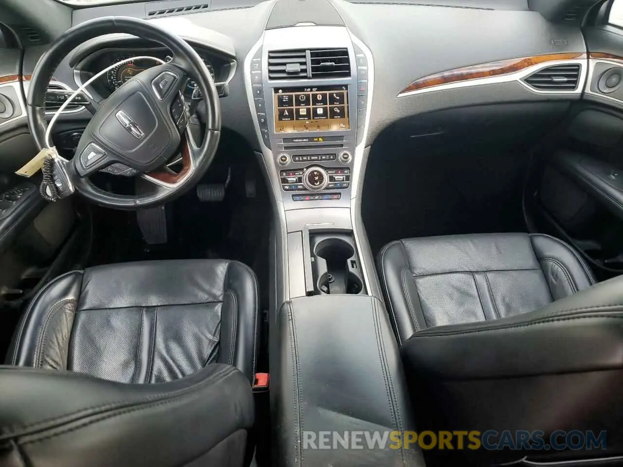 8 Photograph of a damaged car 3LN6L5E98KR601774 LINCOLN MKZ 2019