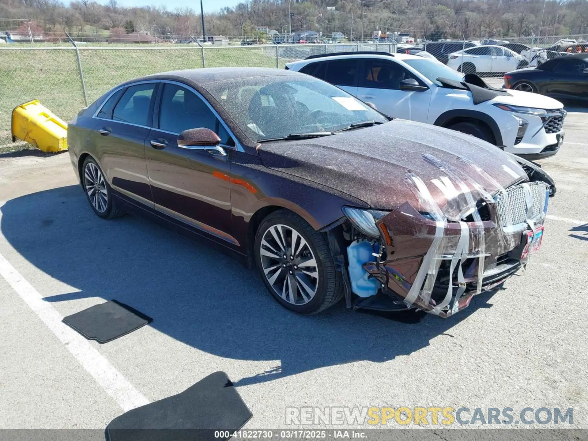 1 Photograph of a damaged car 3LN6L5E99KR623668 LINCOLN MKZ 2019