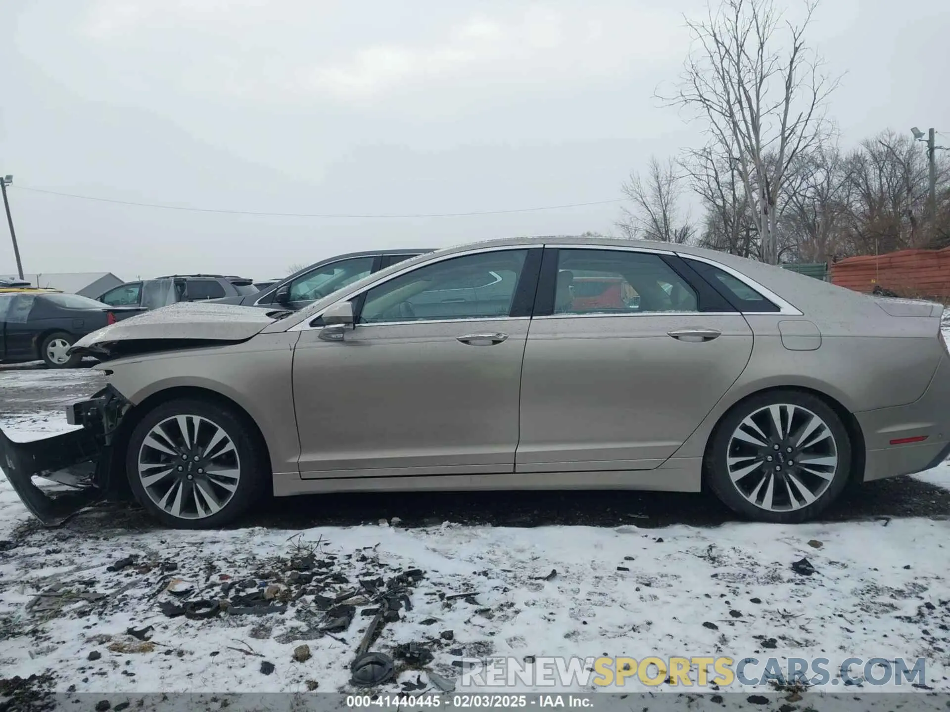 14 Photograph of a damaged car 3LN6L5F91KR613327 LINCOLN MKZ 2019