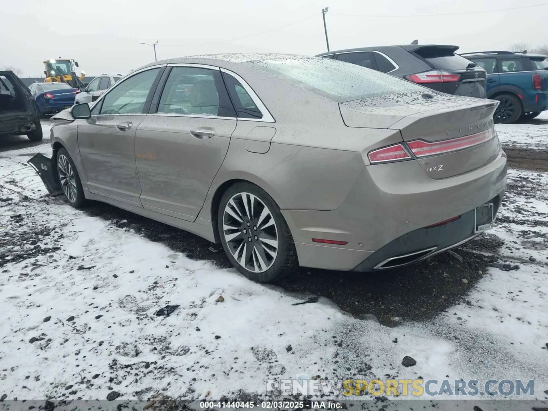 3 Photograph of a damaged car 3LN6L5F91KR613327 LINCOLN MKZ 2019