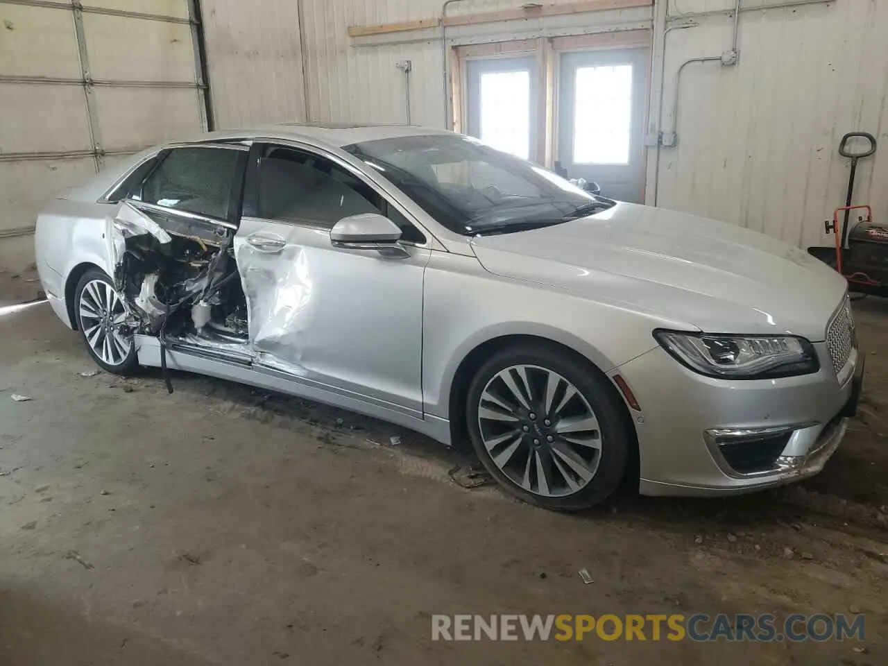 4 Photograph of a damaged car 3LN6L5F94KR628842 LINCOLN MKZ 2019