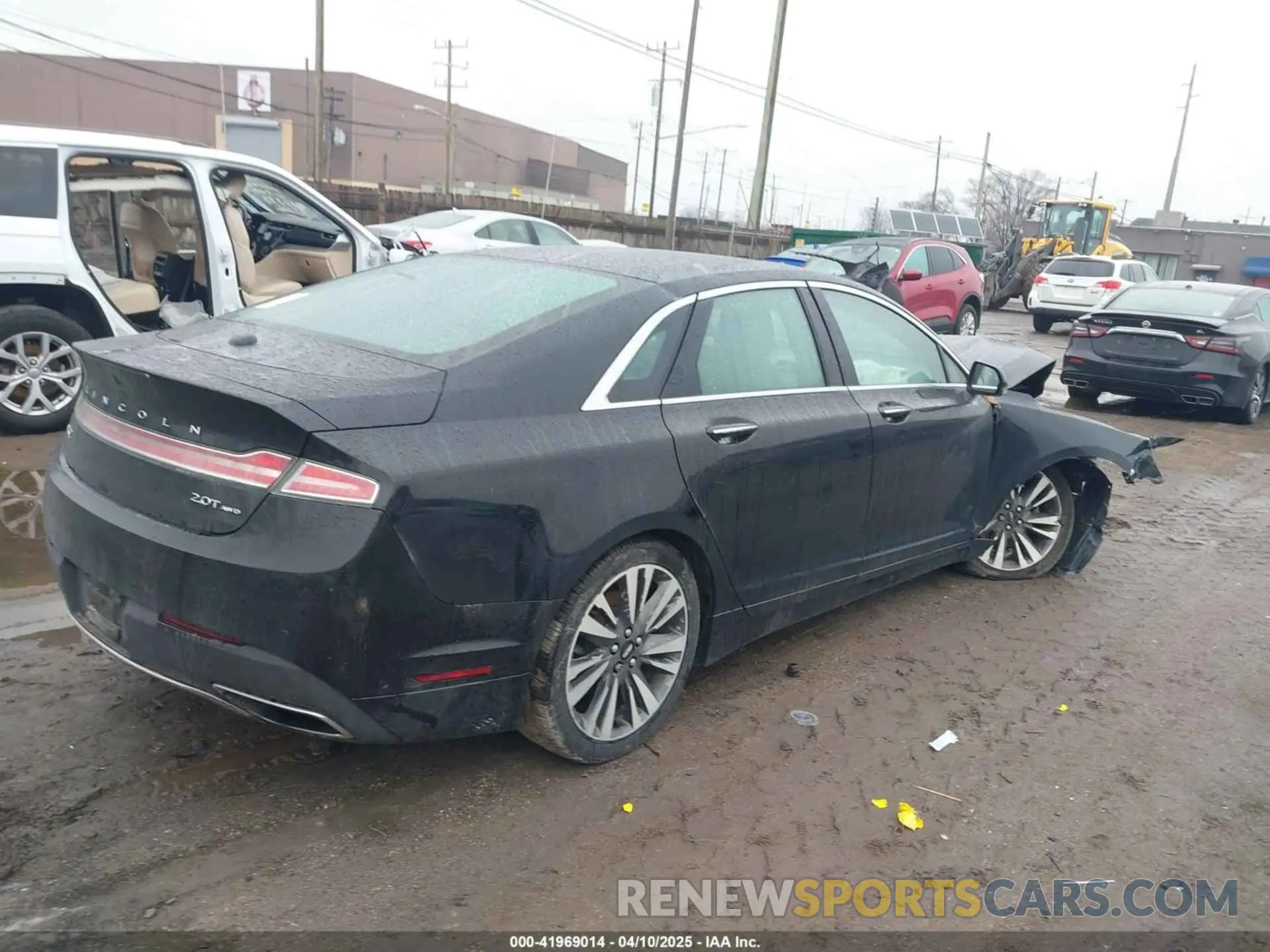 4 Photograph of a damaged car 3LN6L5F94KR629361 LINCOLN MKZ 2019