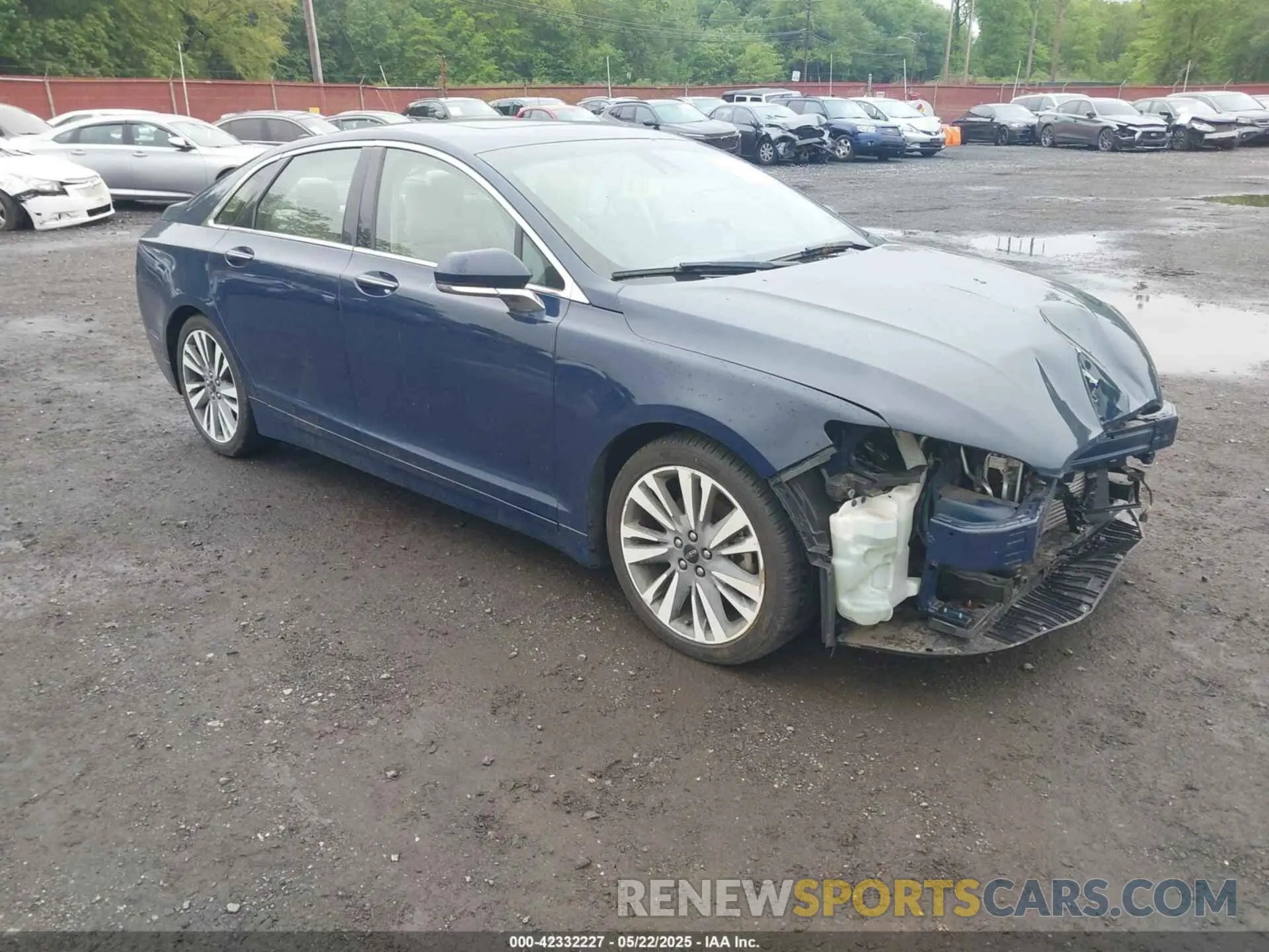 1 Photograph of a damaged car 3LN6L5F98KR621828 LINCOLN MKZ 2019
