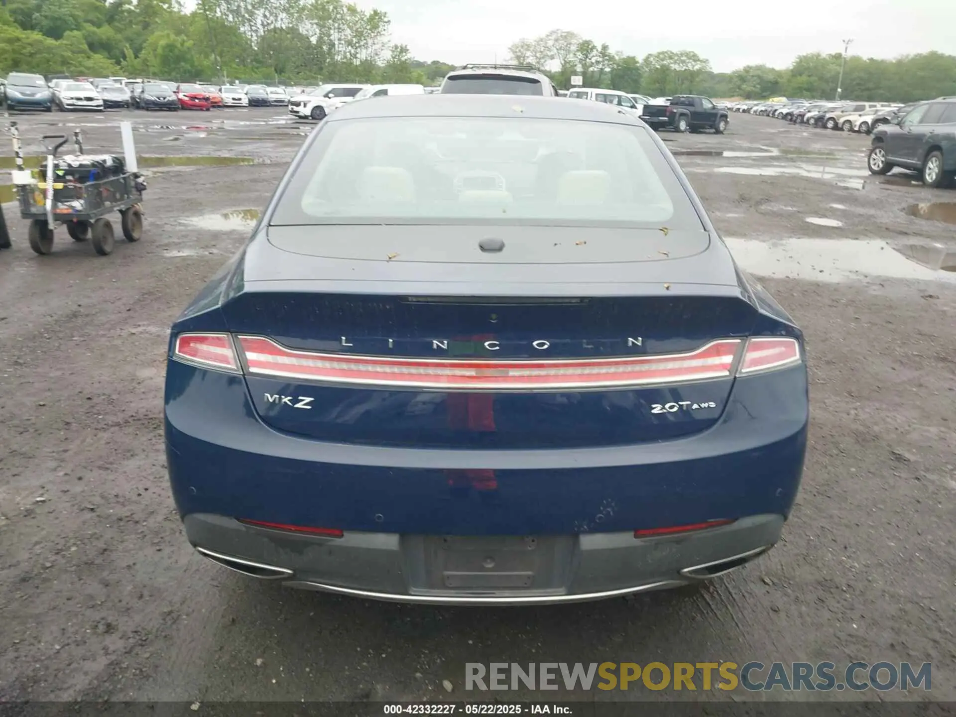 16 Photograph of a damaged car 3LN6L5F98KR621828 LINCOLN MKZ 2019