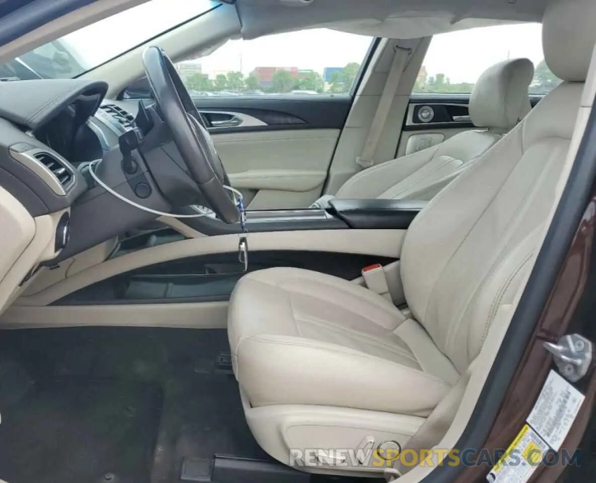 7 Photograph of a damaged car 3LN6L5F99KR631378 LINCOLN MKZ 2019
